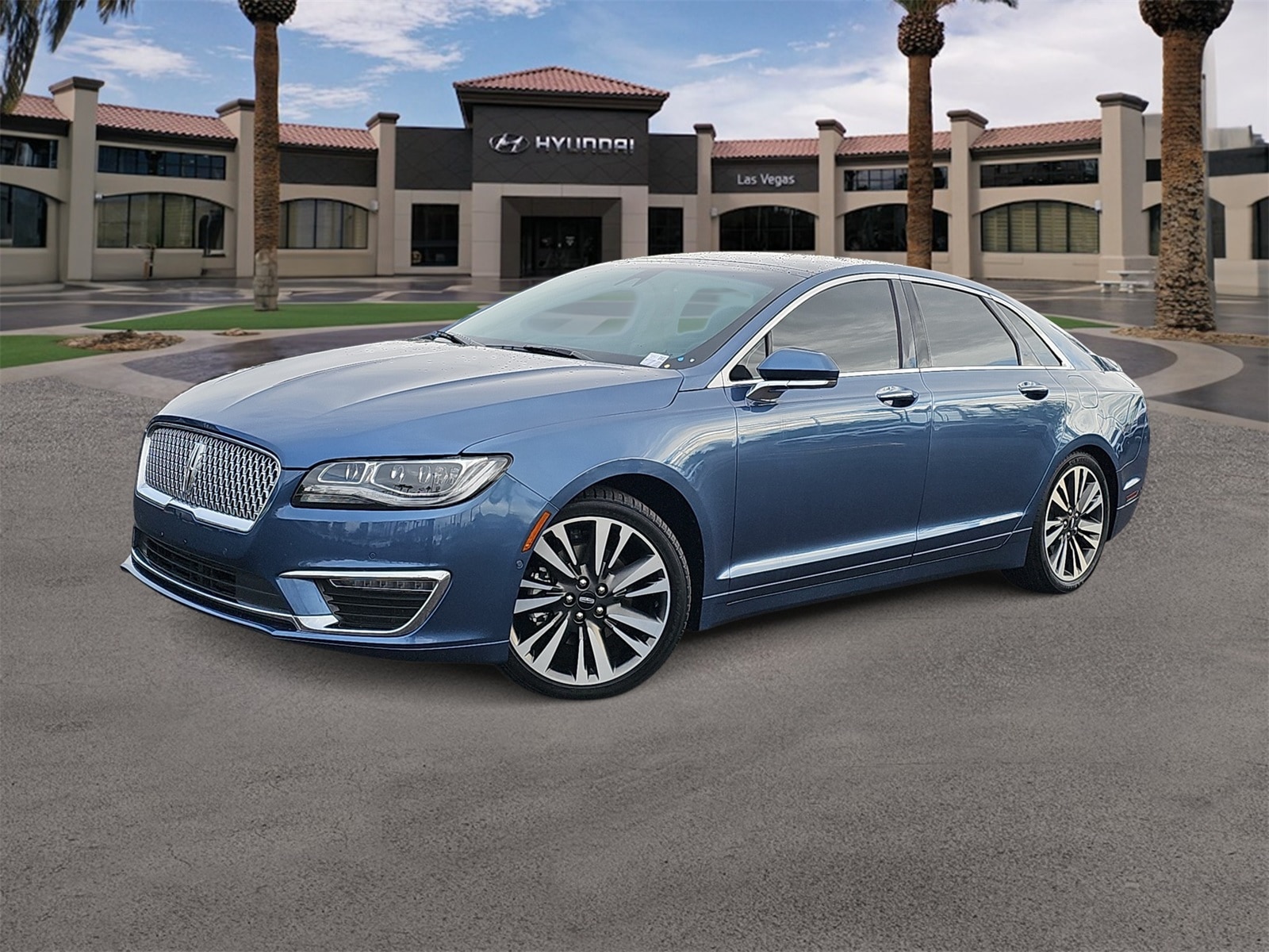 Thumbnail: 2019 Lincoln MKZ - 1