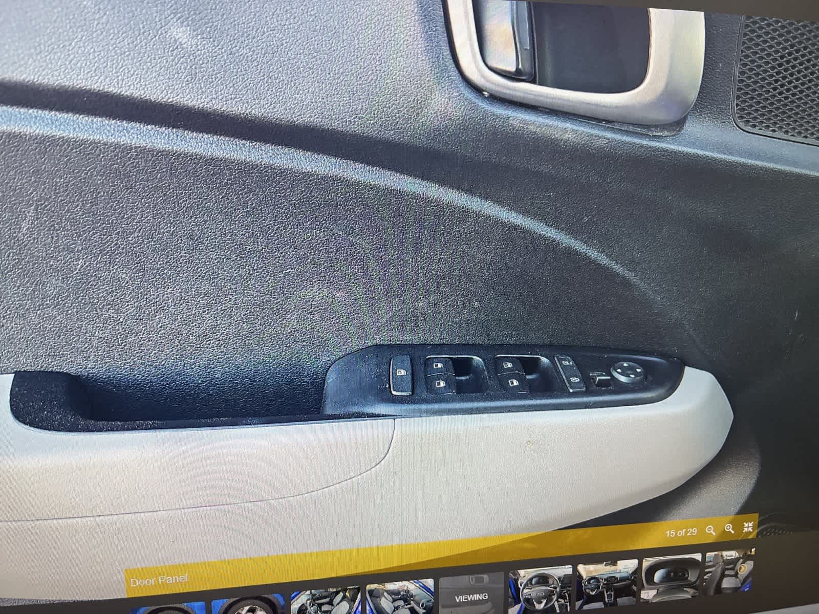 Thumbnail: 2024 Hyundai Venue - 10