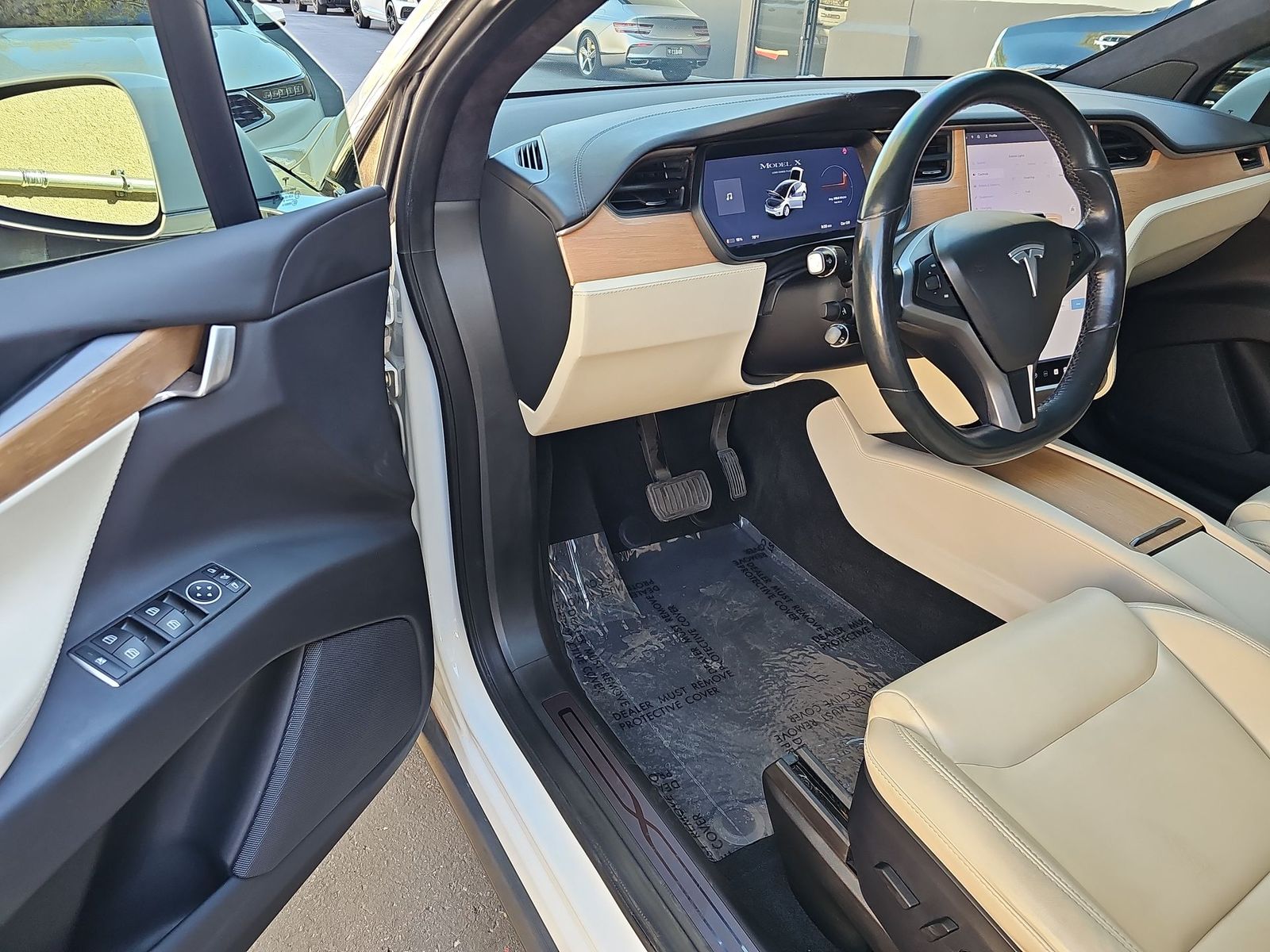 Thumbnail: 2020 Tesla Model X - 10