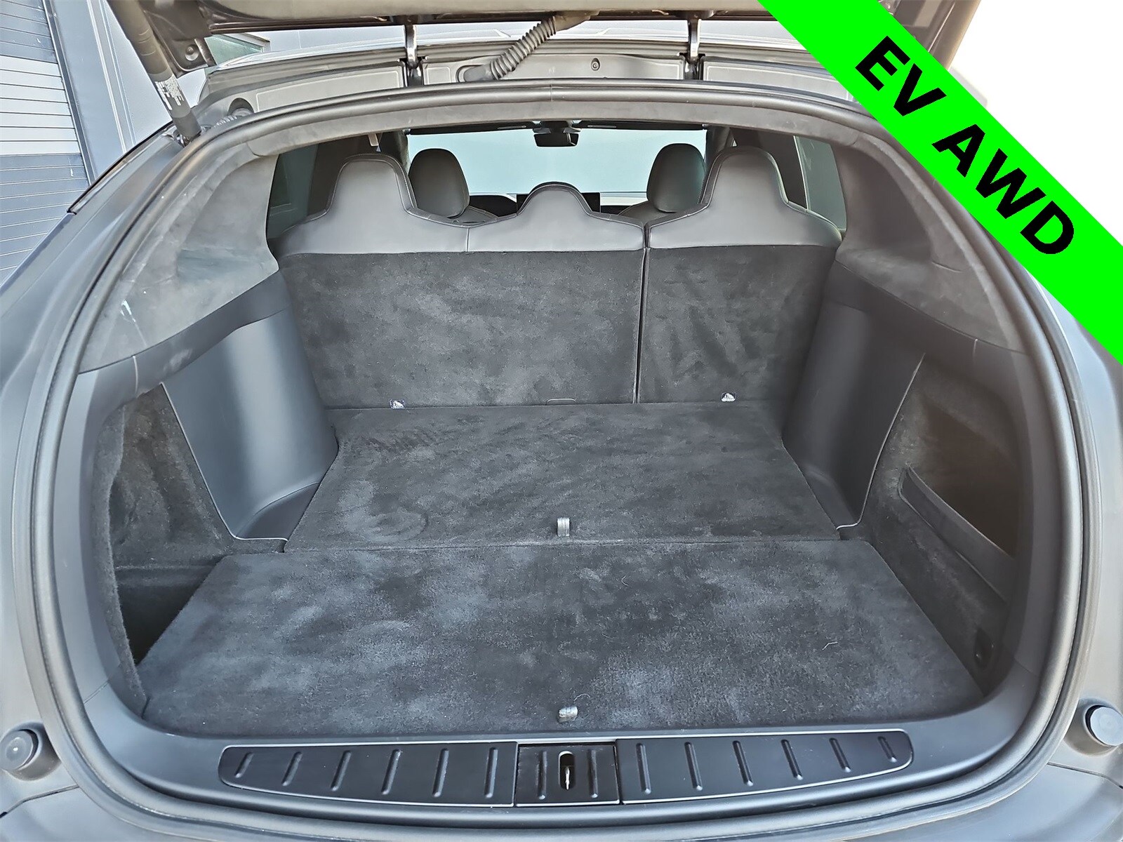 Thumbnail: 2023 Tesla Model X - 23