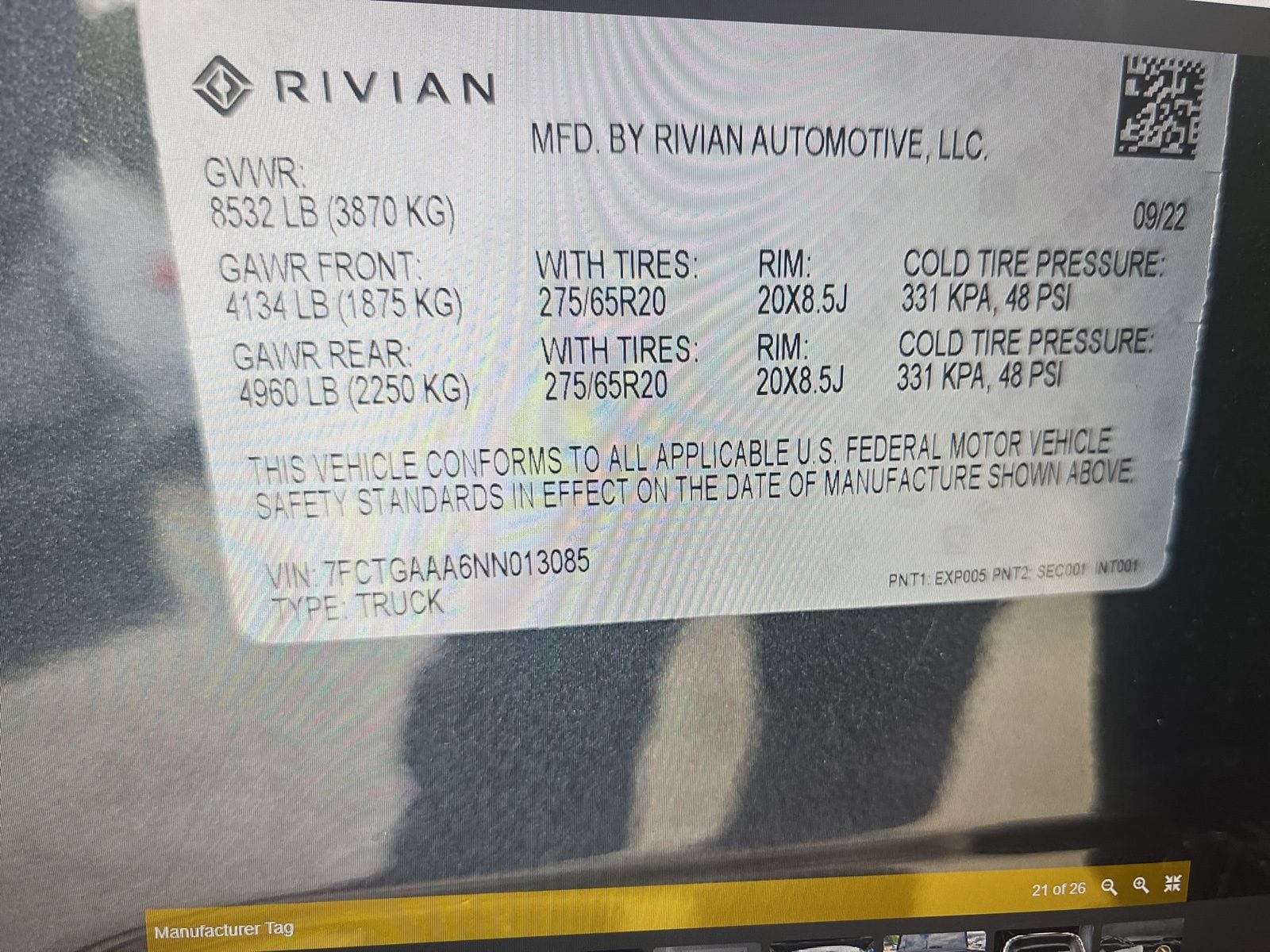 Thumbnail: 2022 Rivian R1T - 16