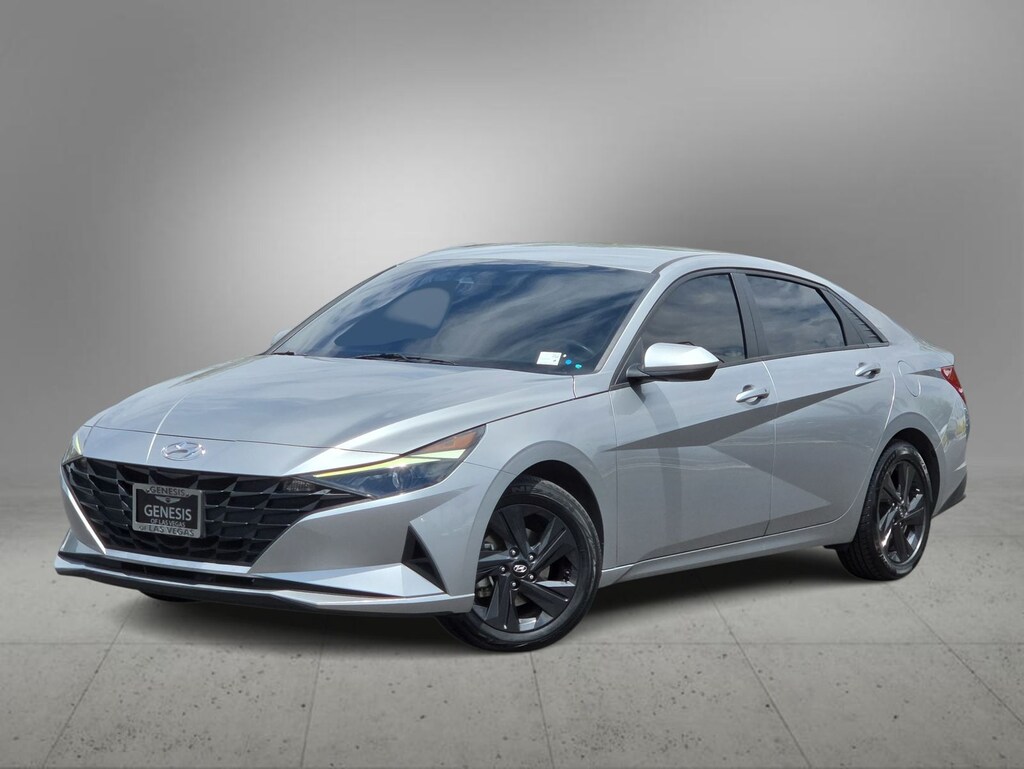 Used 2023 Hyundai Elantra SEL Sedan