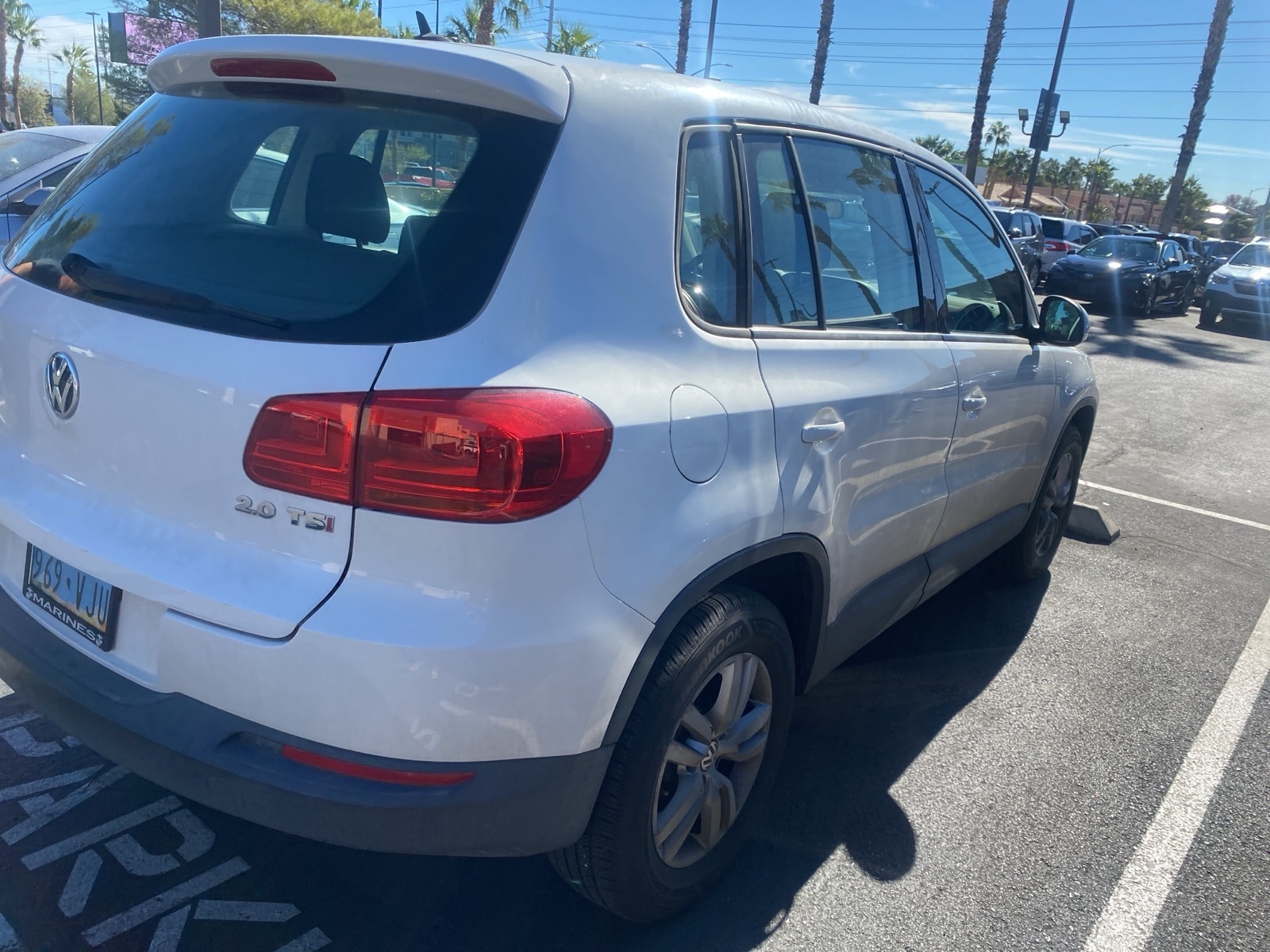 Thumbnail: 2013 Volkswagen Tiguan - 3