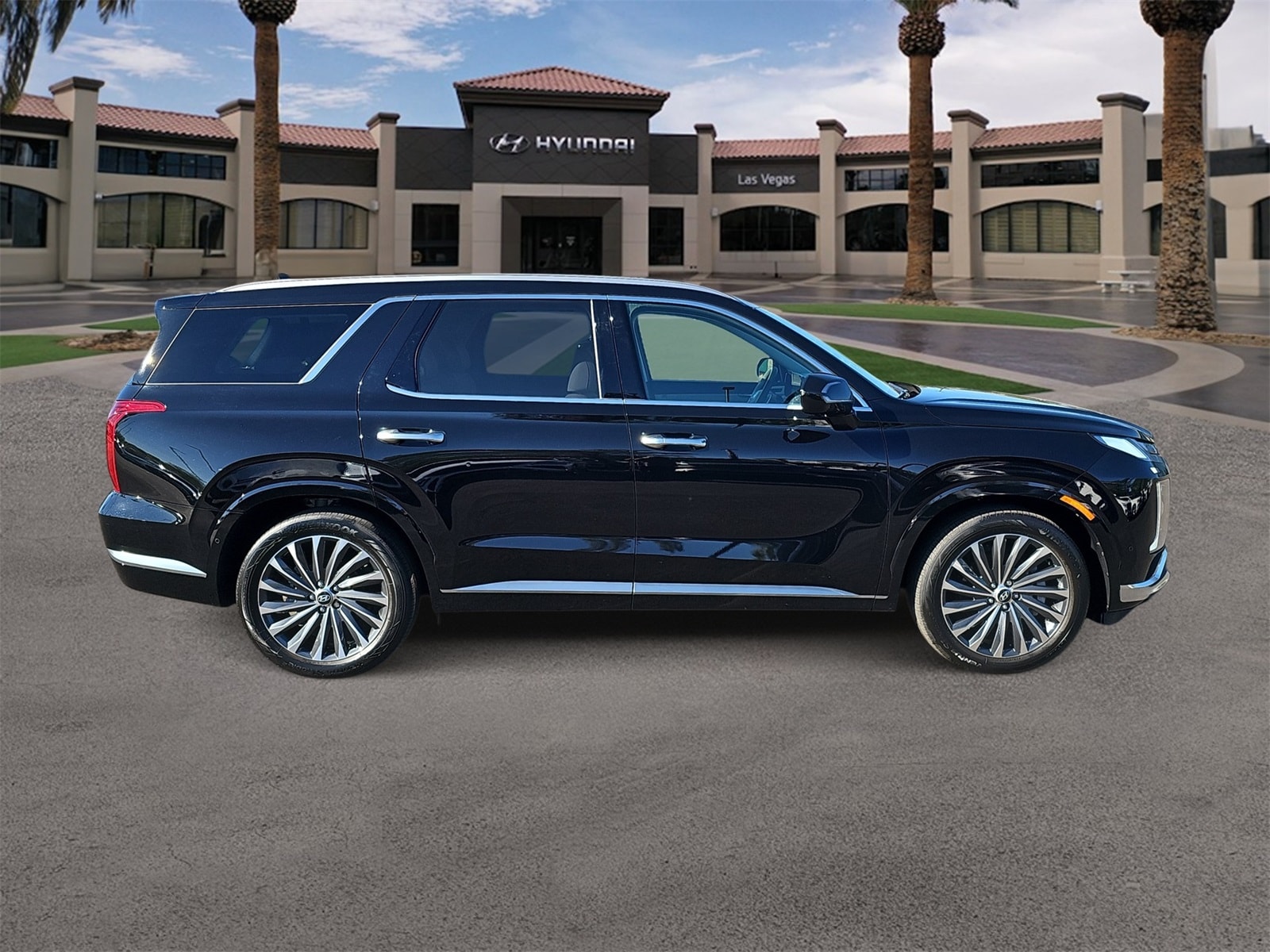 Thumbnail: 2023 Hyundai Palisade - 9