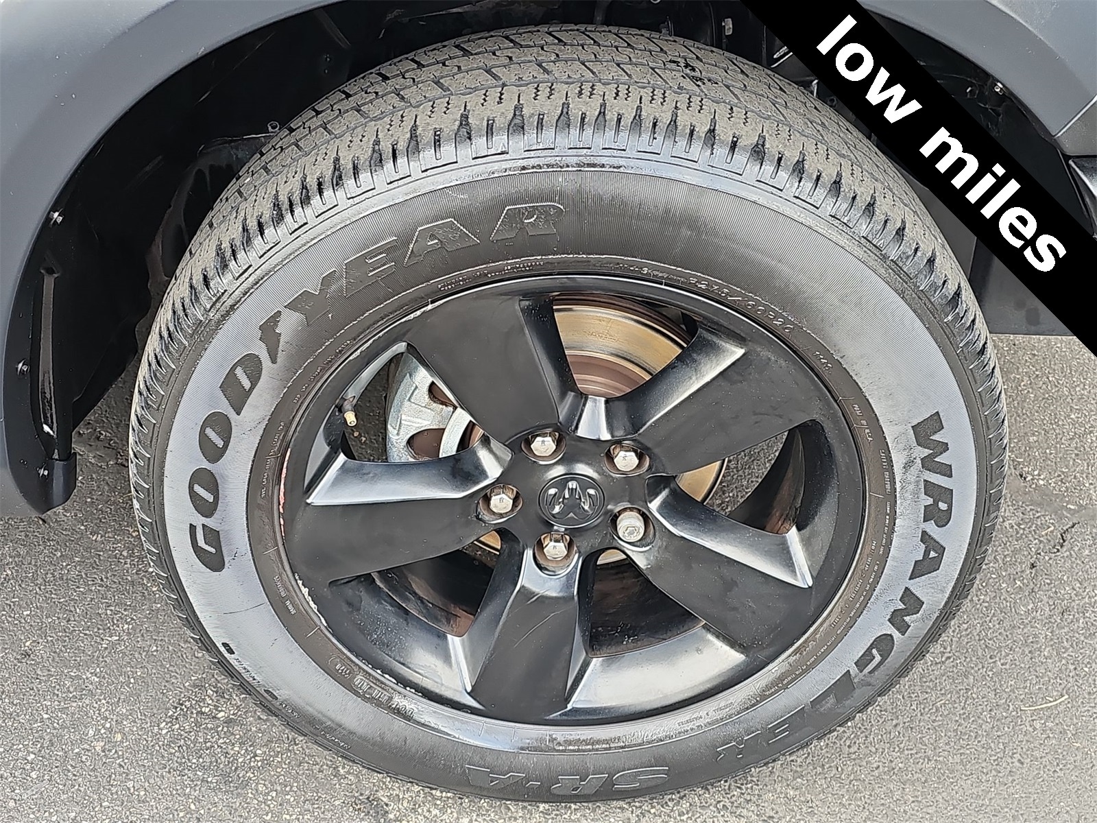 Thumbnail: 2020 RAM 1500 Classic - 12