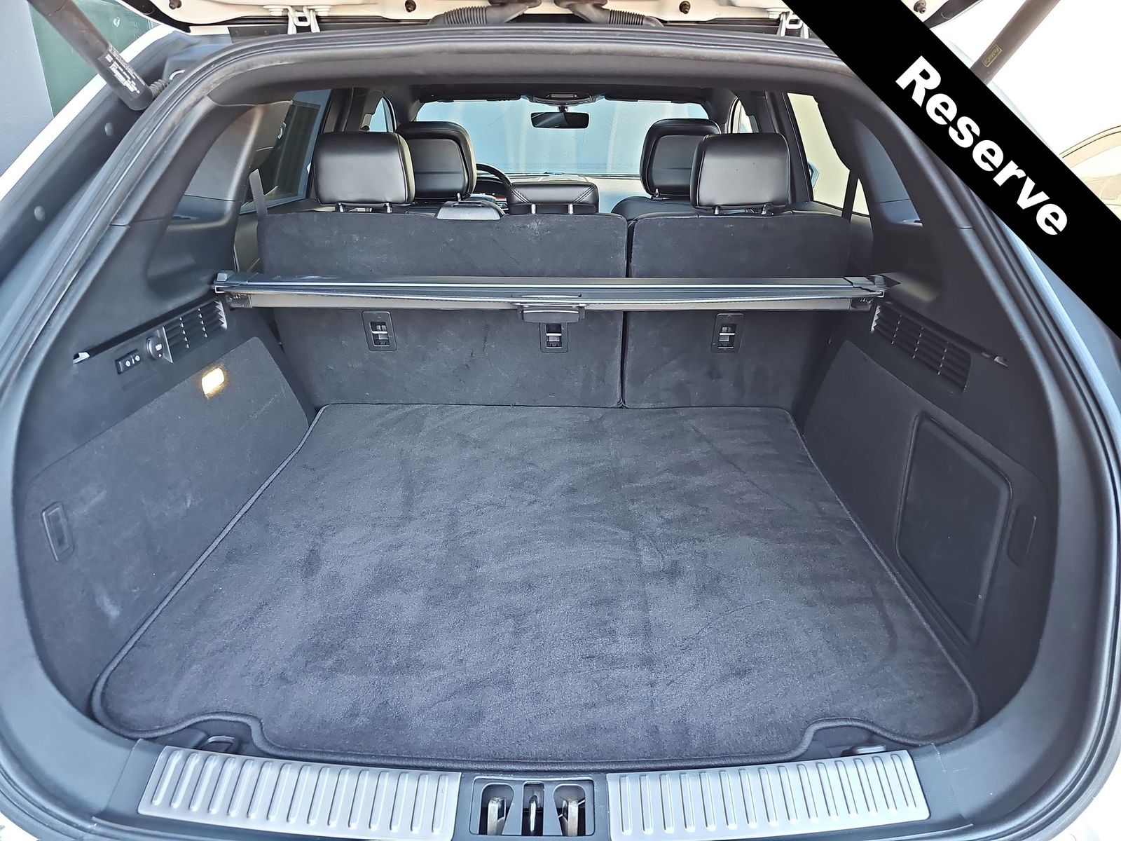 Thumbnail: 2020 Lincoln Nautilus - 23