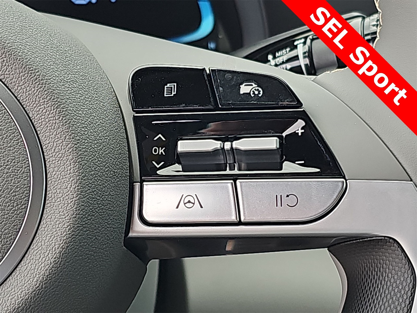 Thumbnail: 2025 Hyundai Elantra - 23