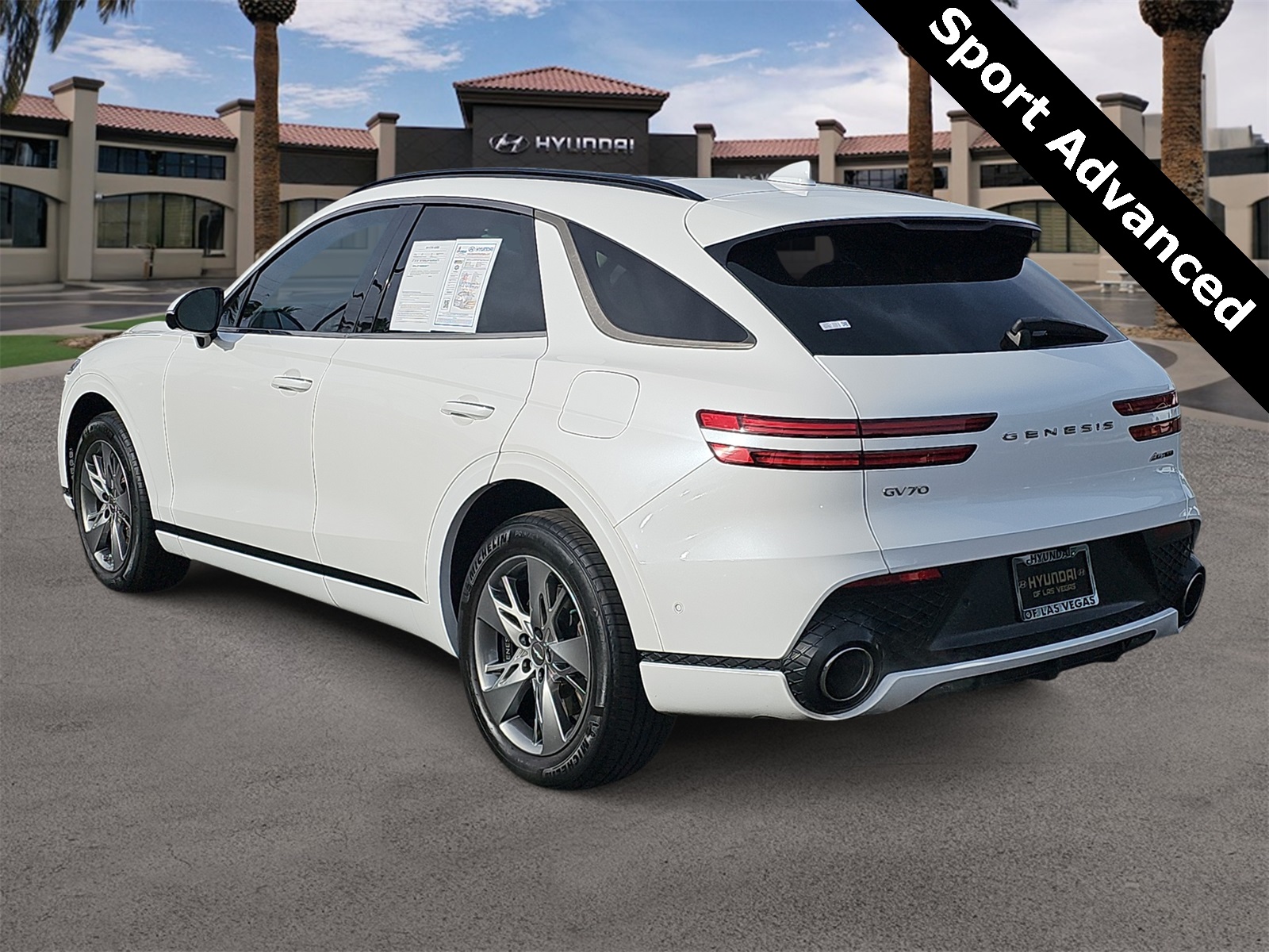 Thumbnail: 2023 Genesis GV70 - 6