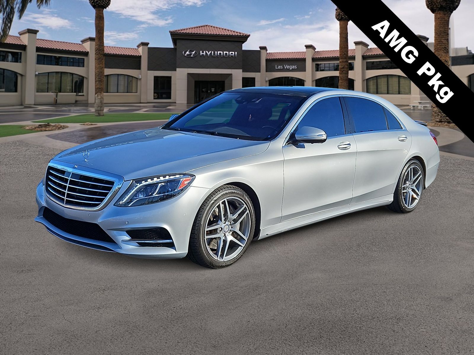 Thumbnail: 2015 Mercedes-Benz S-Class - 4