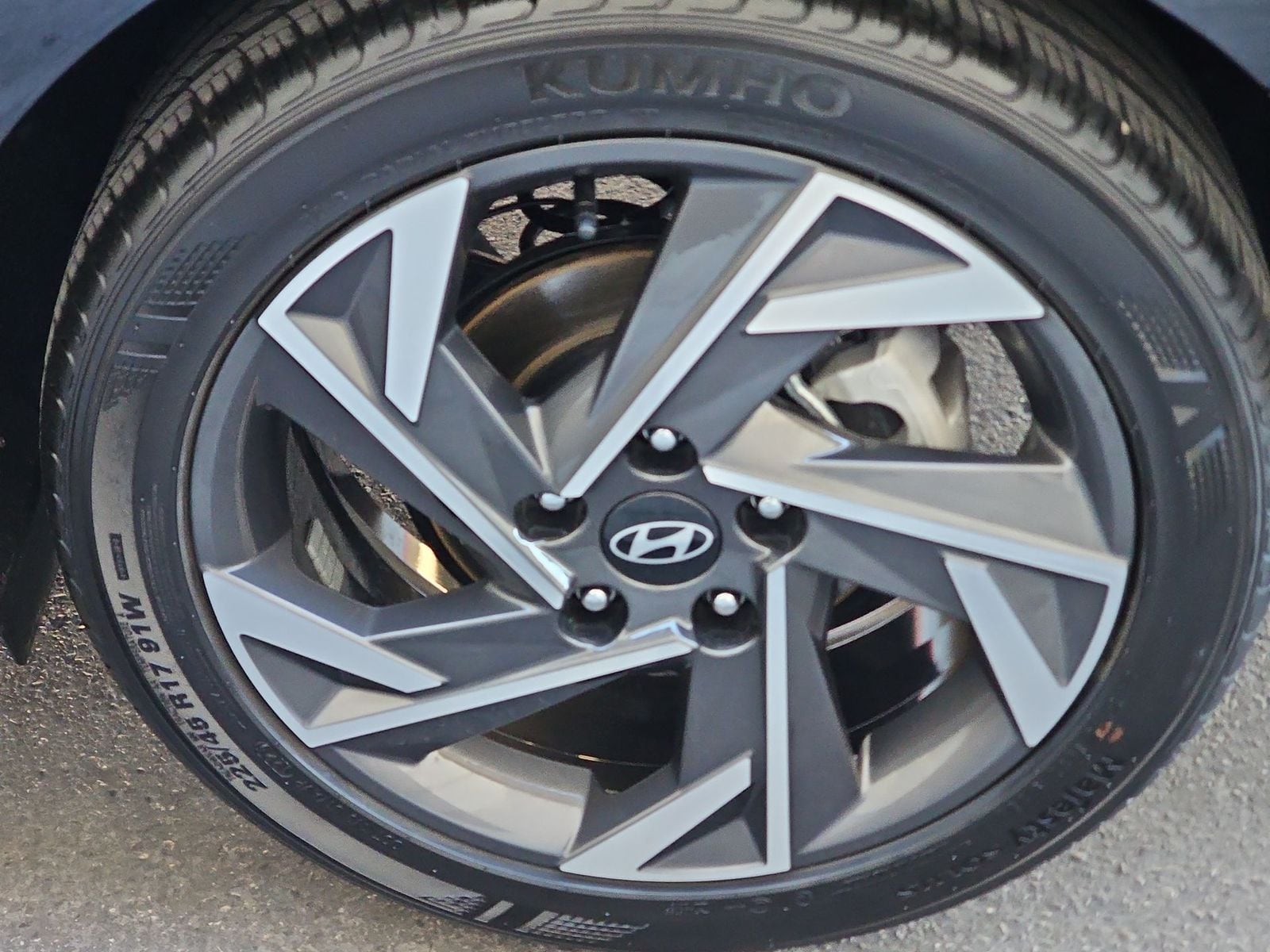 Thumbnail: 2025 Hyundai Elantra - 12