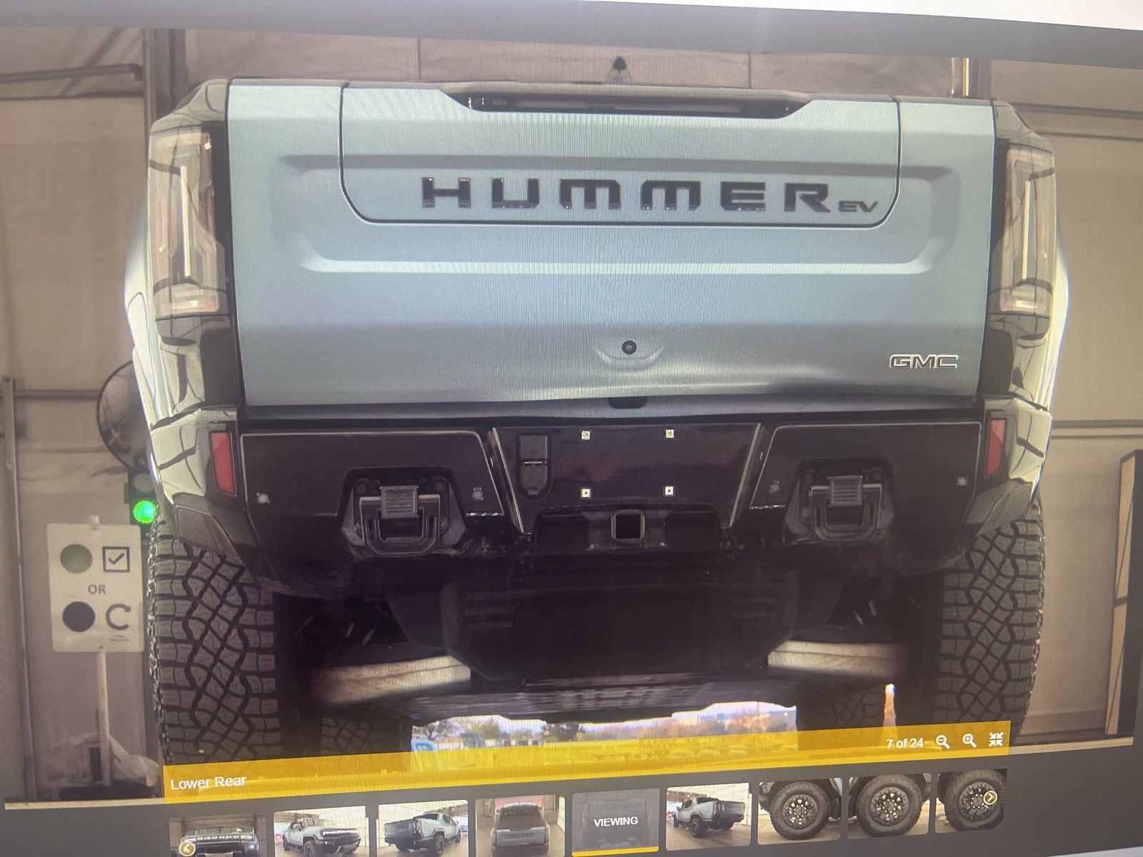 Thumbnail: 2024 GMC Hummer EV - 6