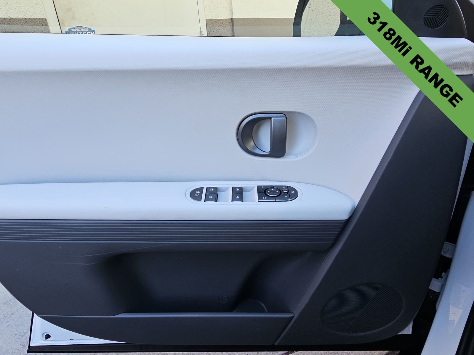 Thumbnail: 2025 Hyundai Ioniq 5 - 28