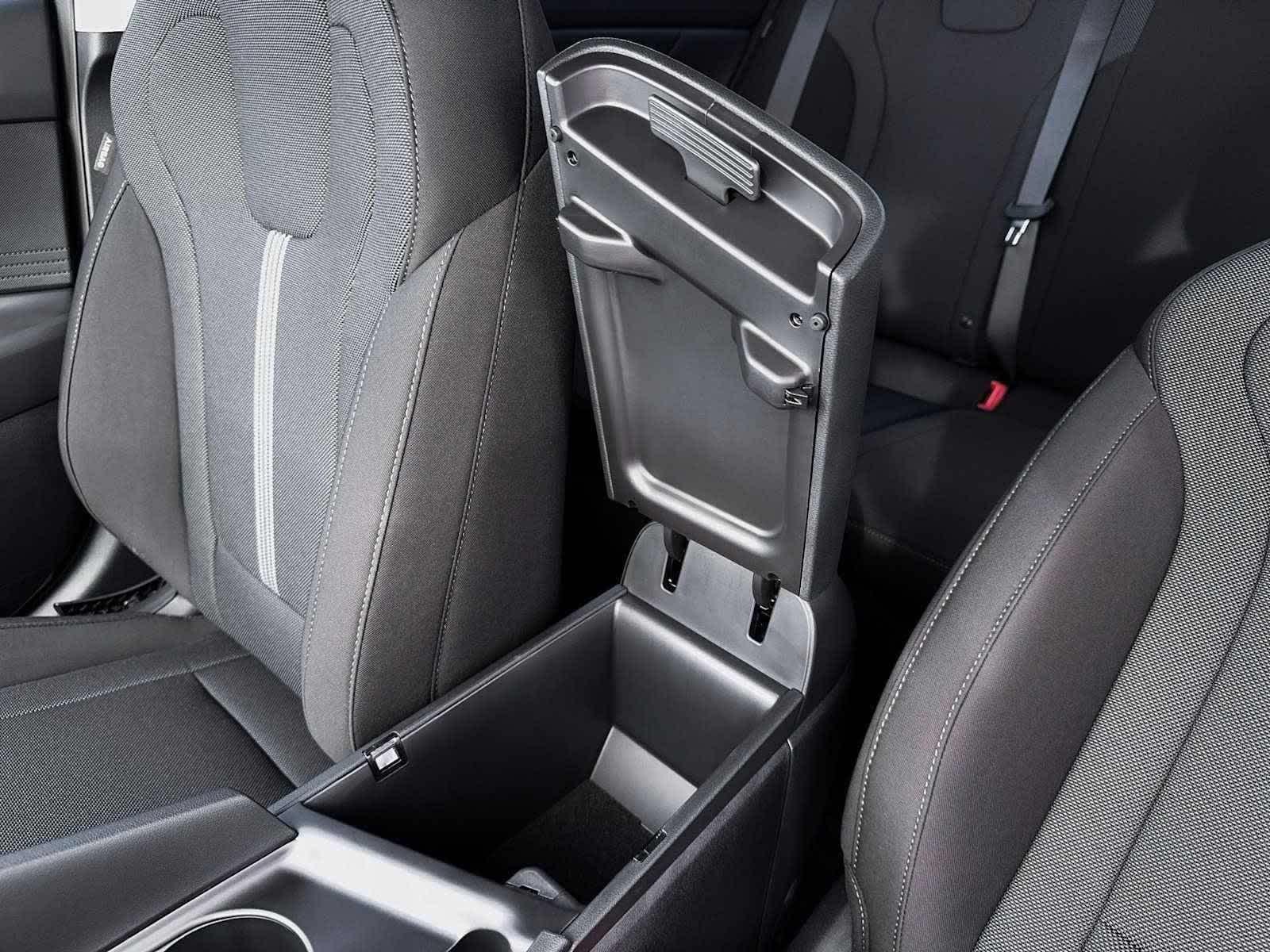 Thumbnail: 2026 Hyundai Elantra - 18