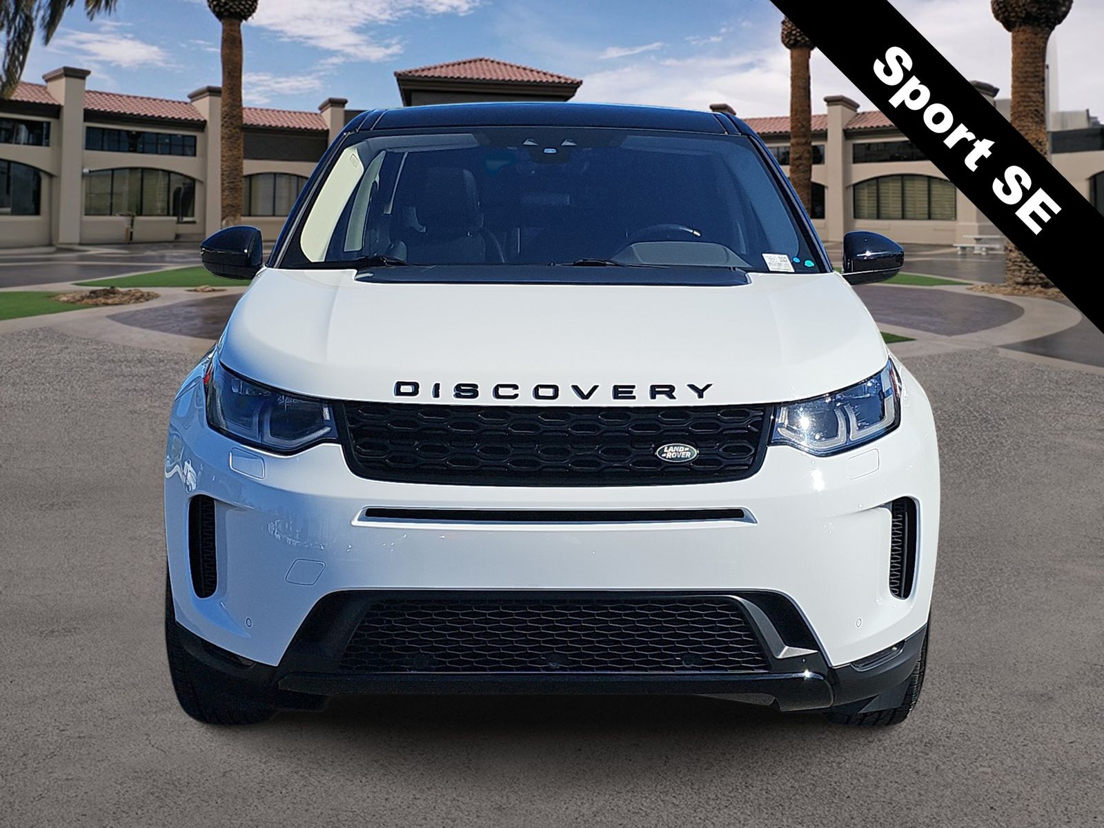 Thumbnail: 2020 Land Rover Discovery Sport - 3