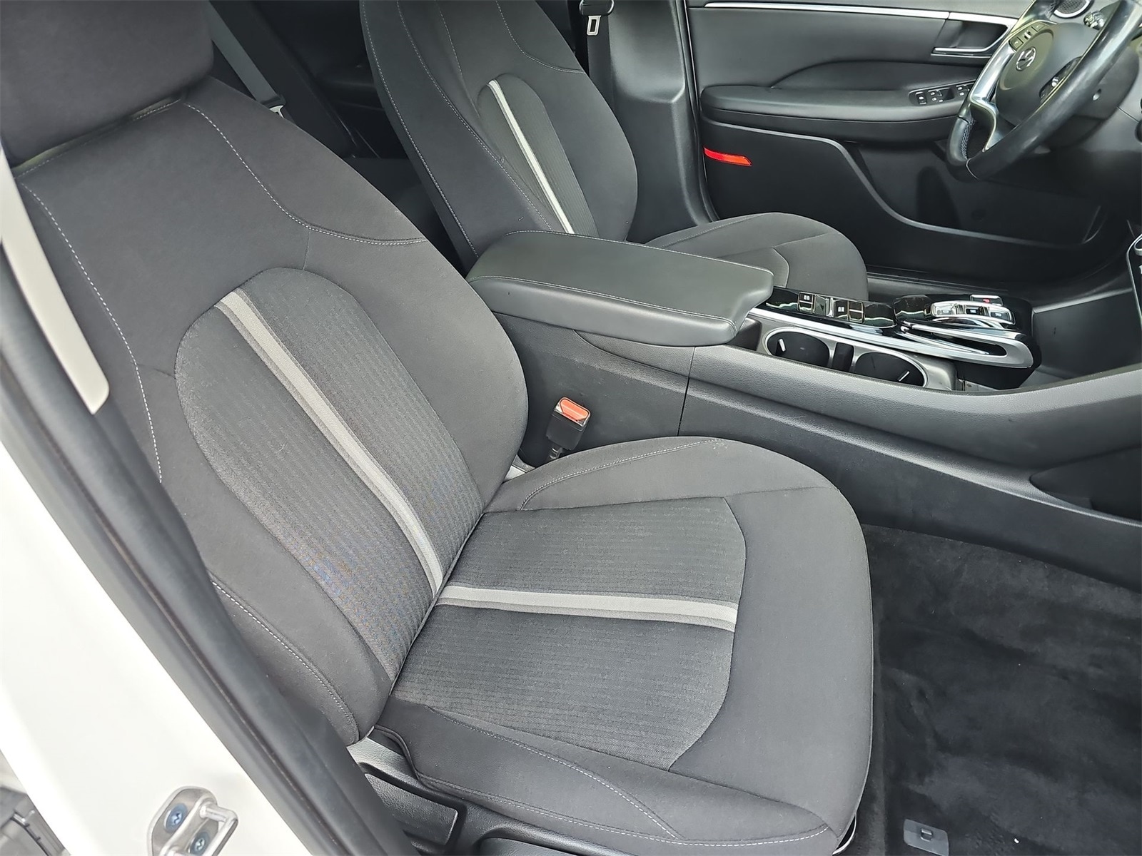 Thumbnail: 2023 Hyundai Sonata - 18