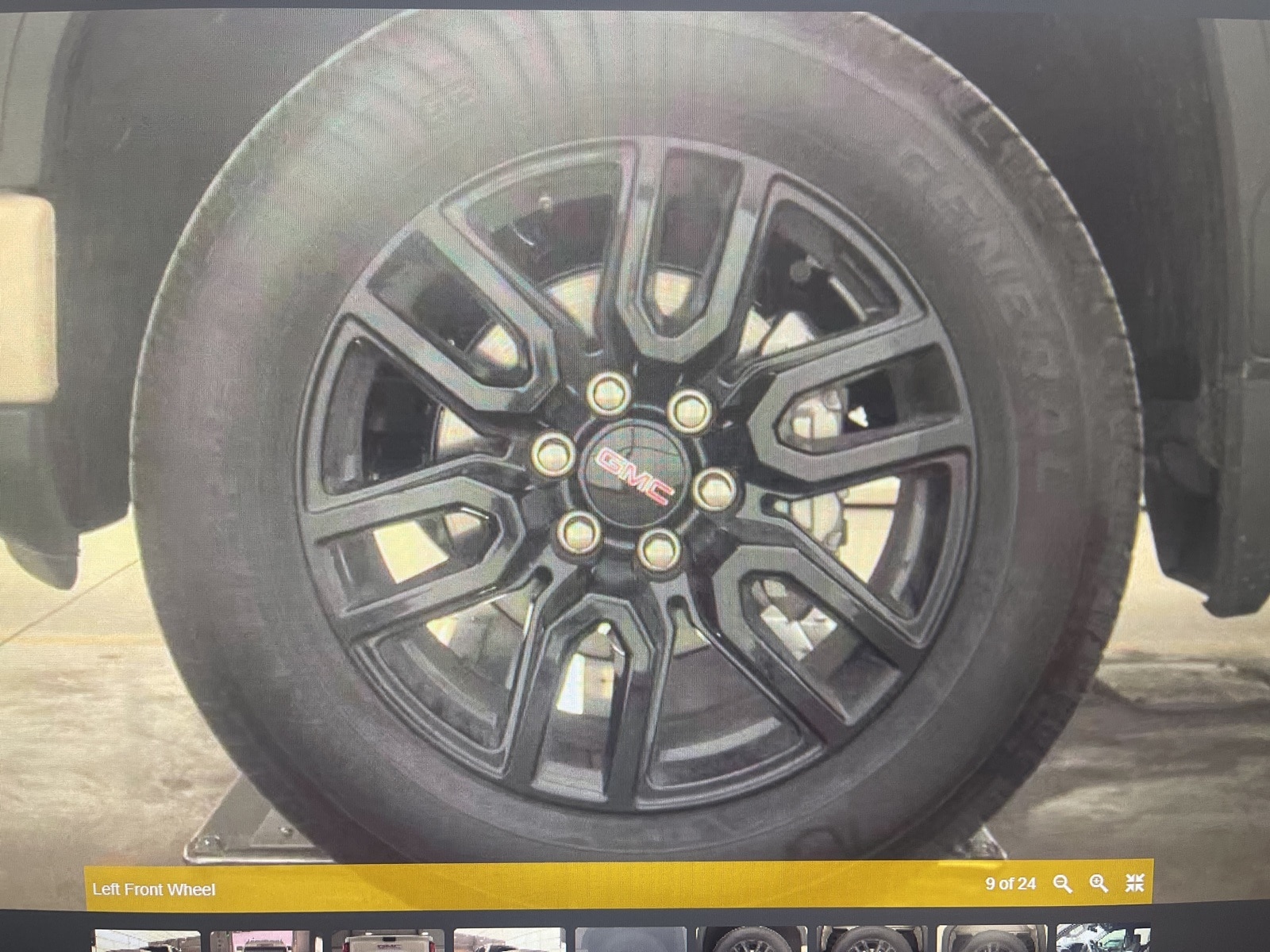 Thumbnail: 2026 GMC Sierra 1500 - 8