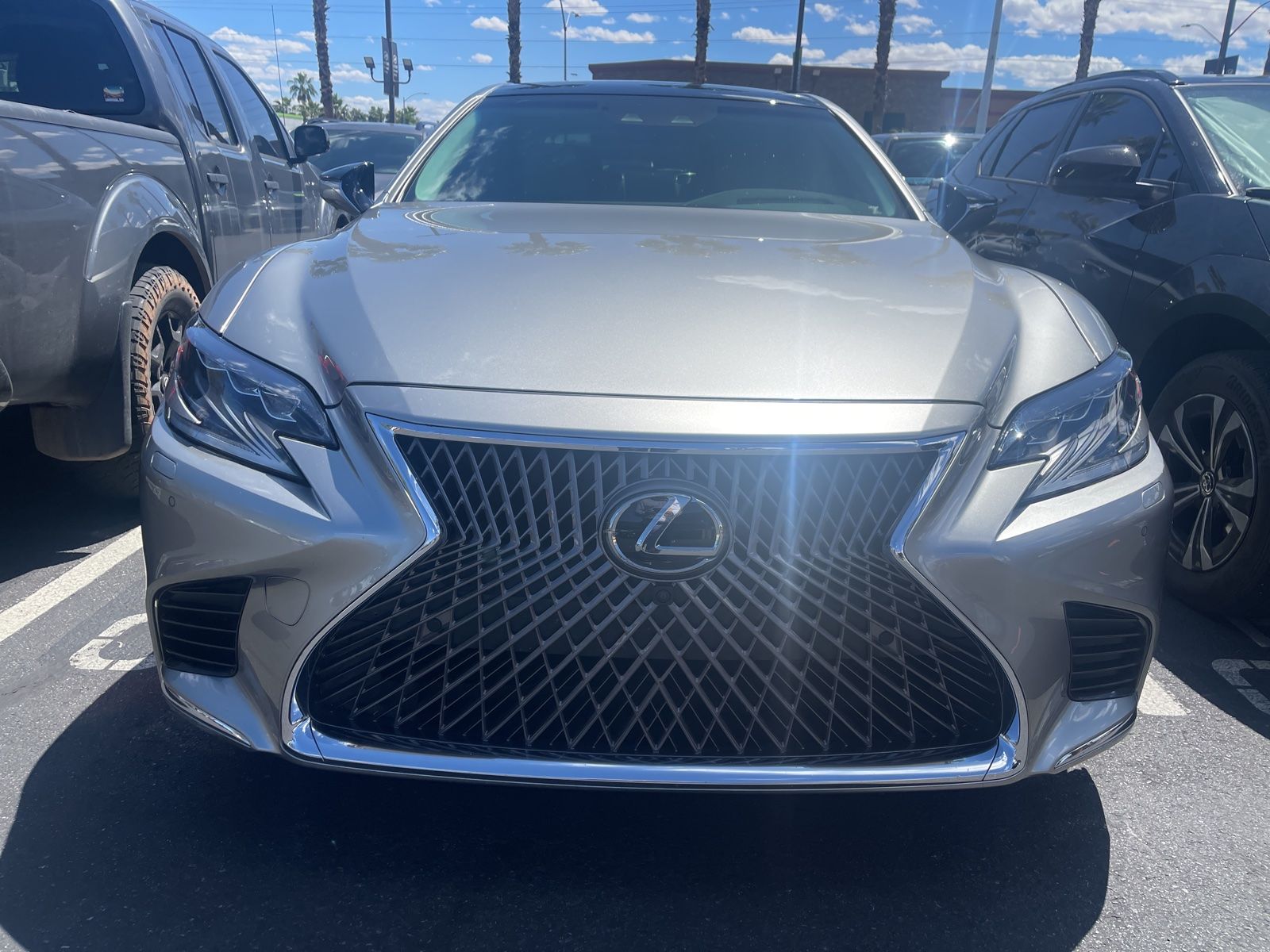 Thumbnail: 2019 Lexus LS - 11