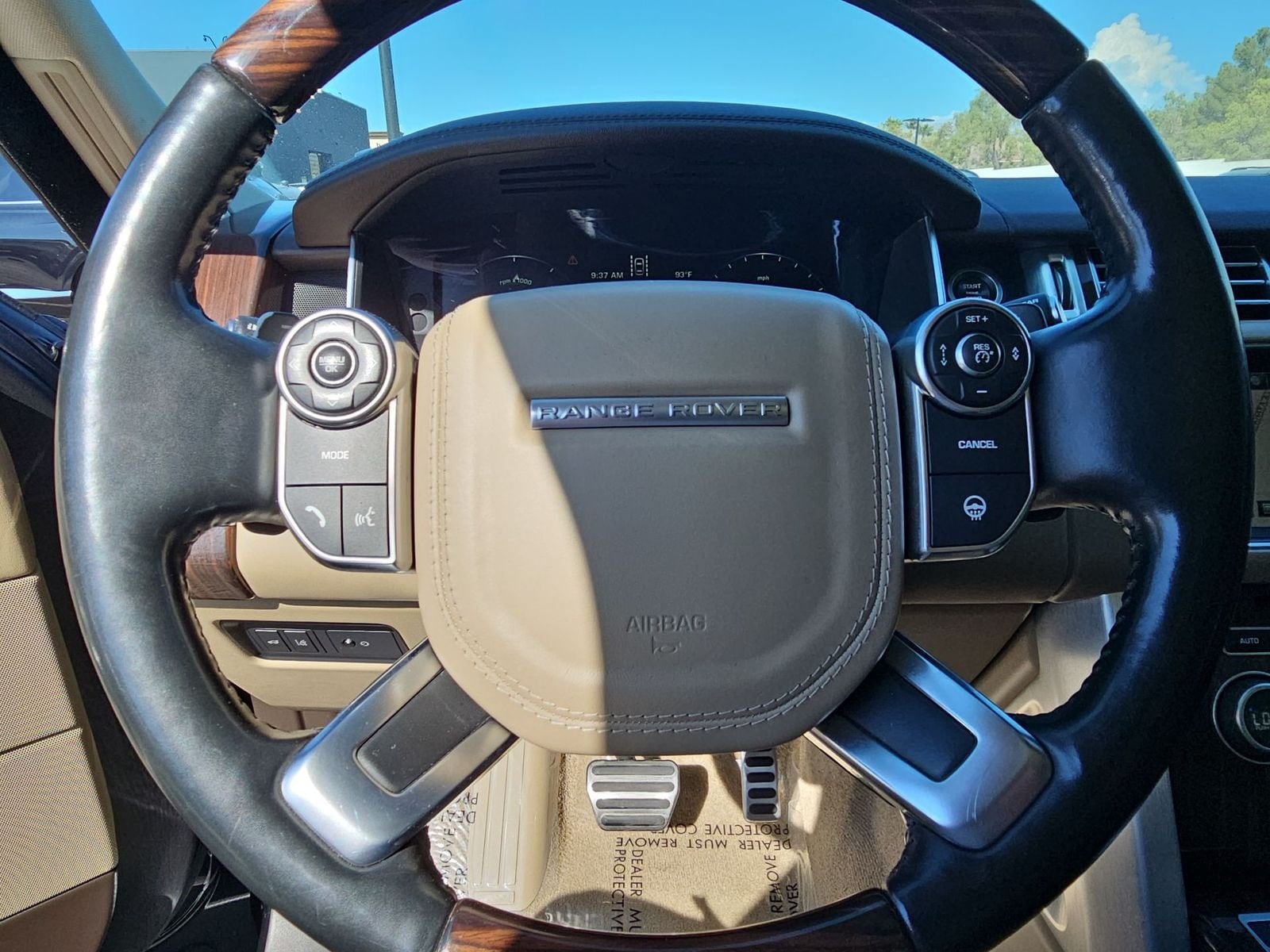 Thumbnail: 2016 Land Rover Range Rover - 19