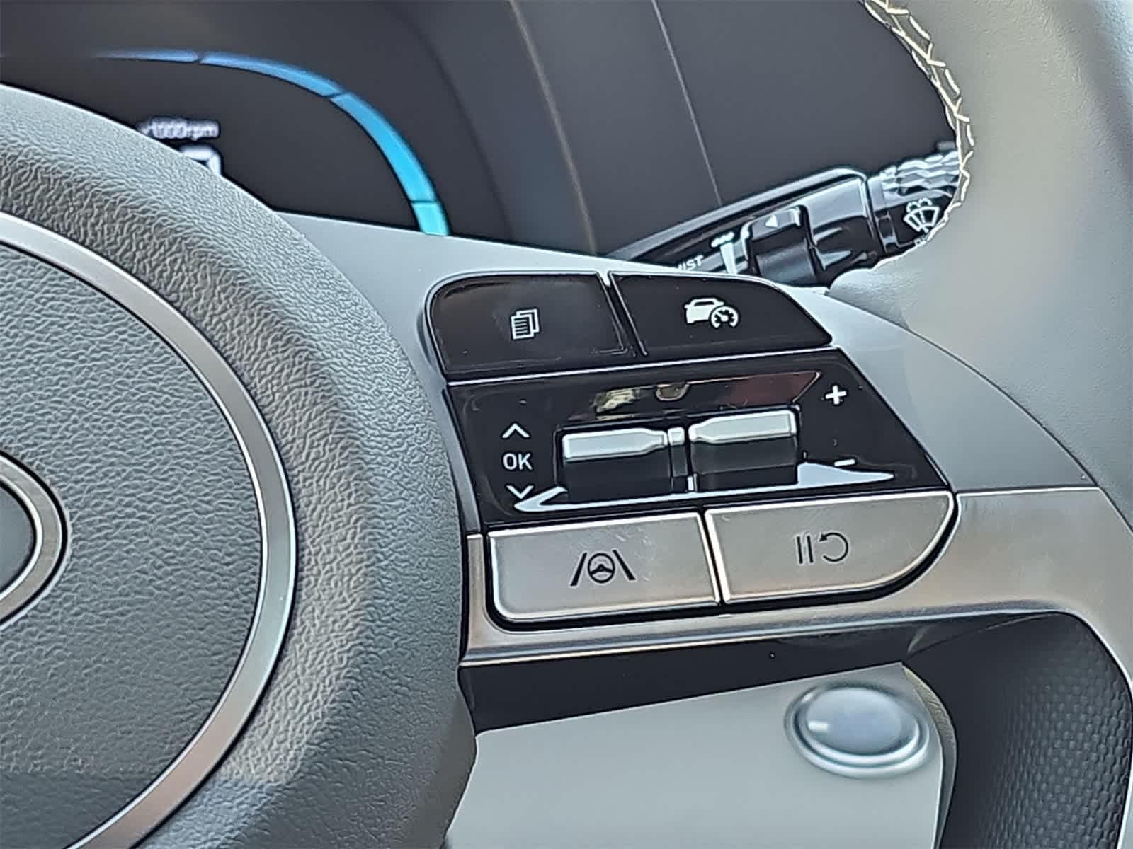 Thumbnail: 2025 Hyundai Elantra - 26