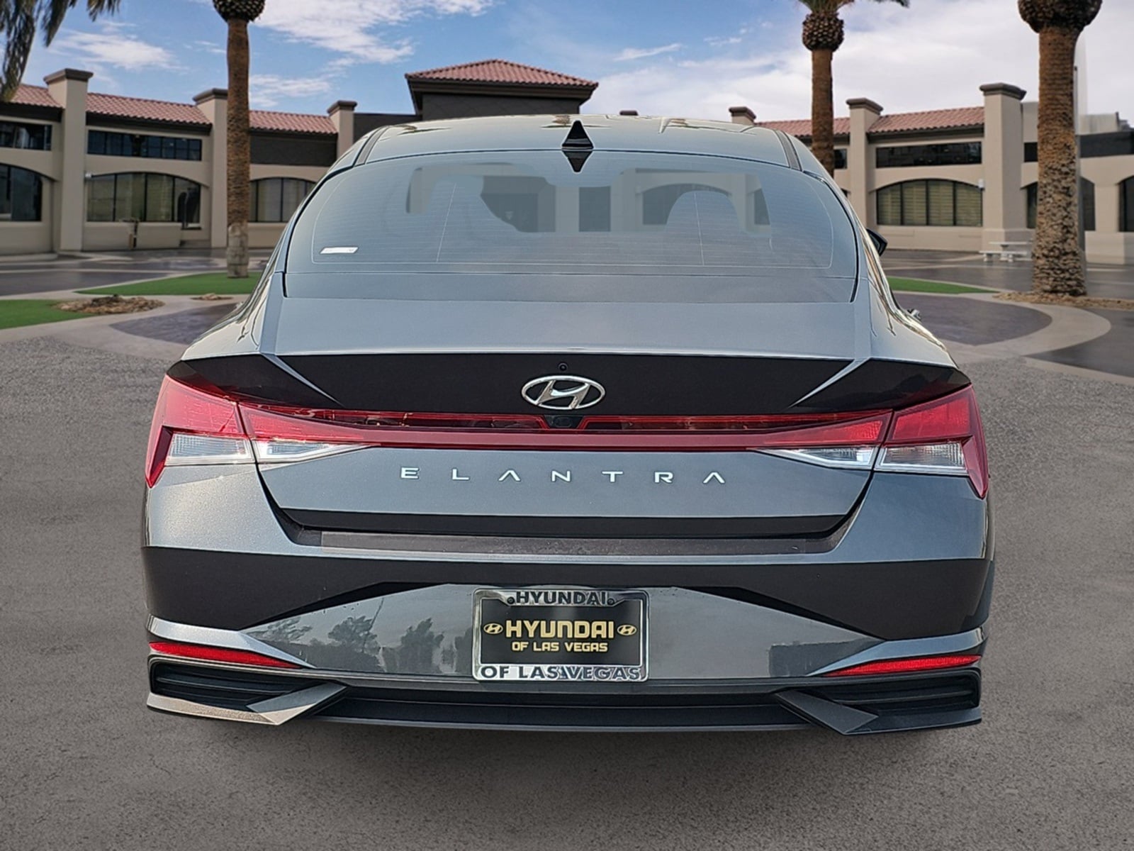 Thumbnail: 2023 Hyundai Elantra - 8