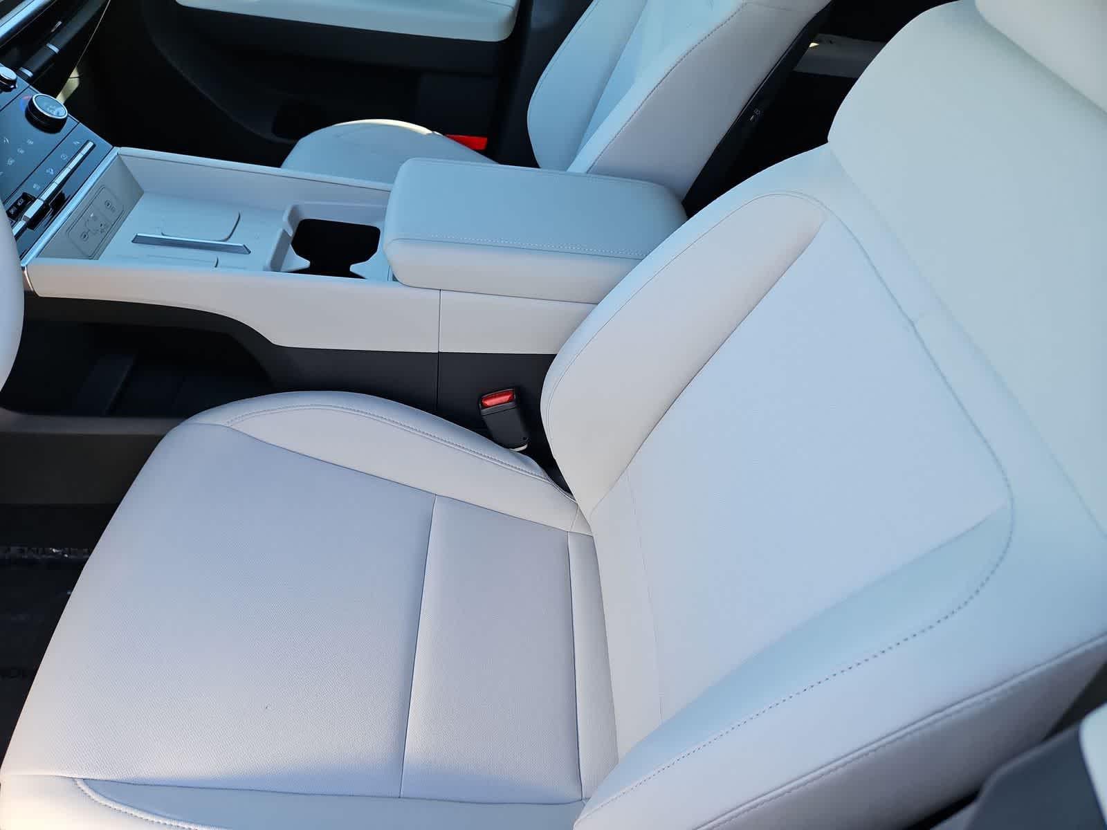 Thumbnail: 2026 Hyundai Santa Fe - 15