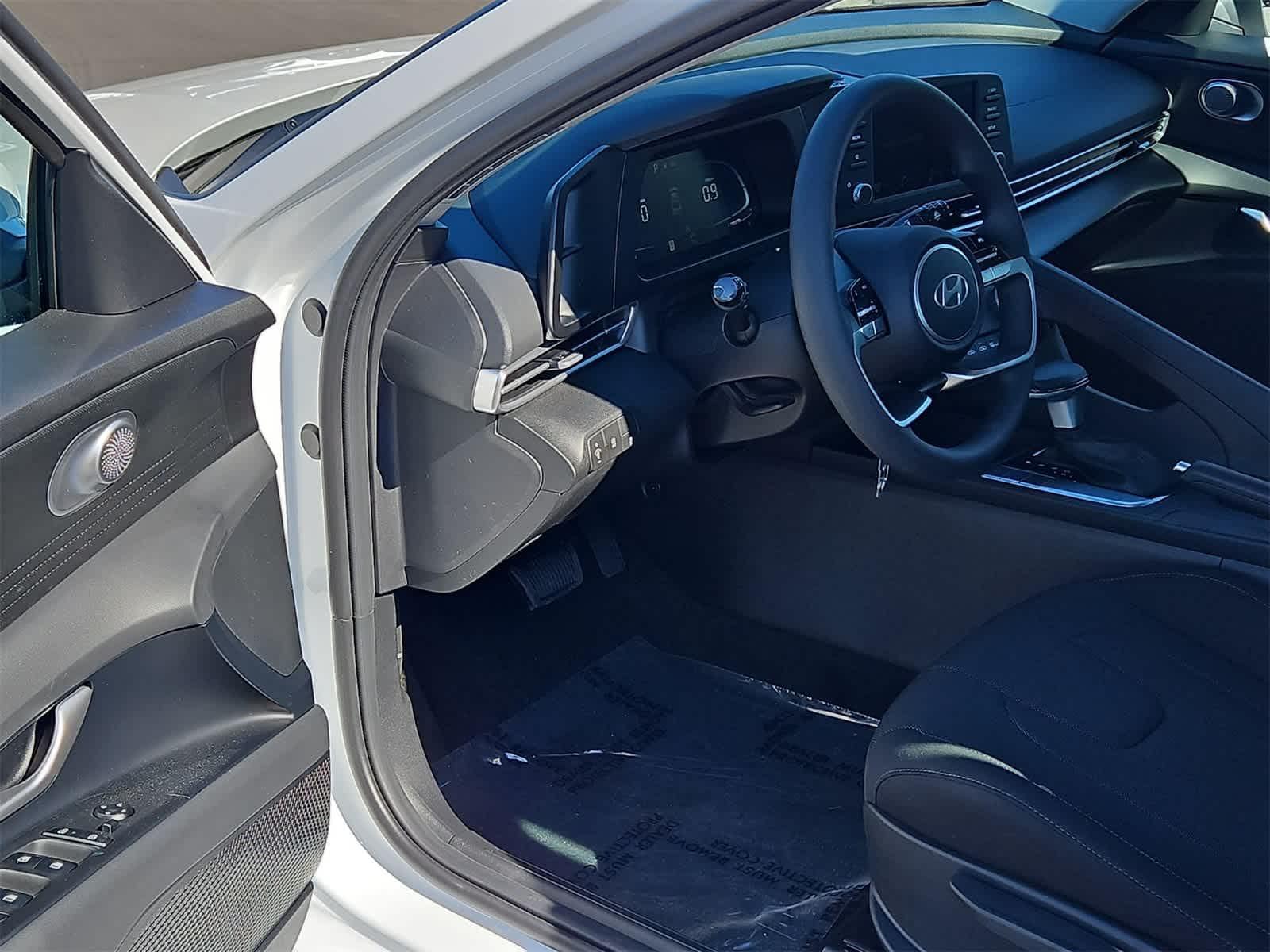 Thumbnail: 2026 Hyundai Elantra - 10