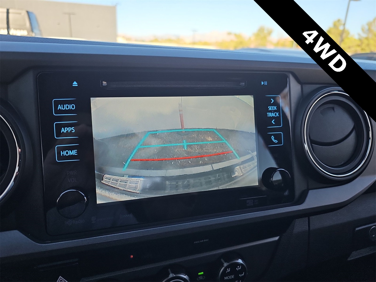 Thumbnail: 2018 Toyota Tacoma - 24