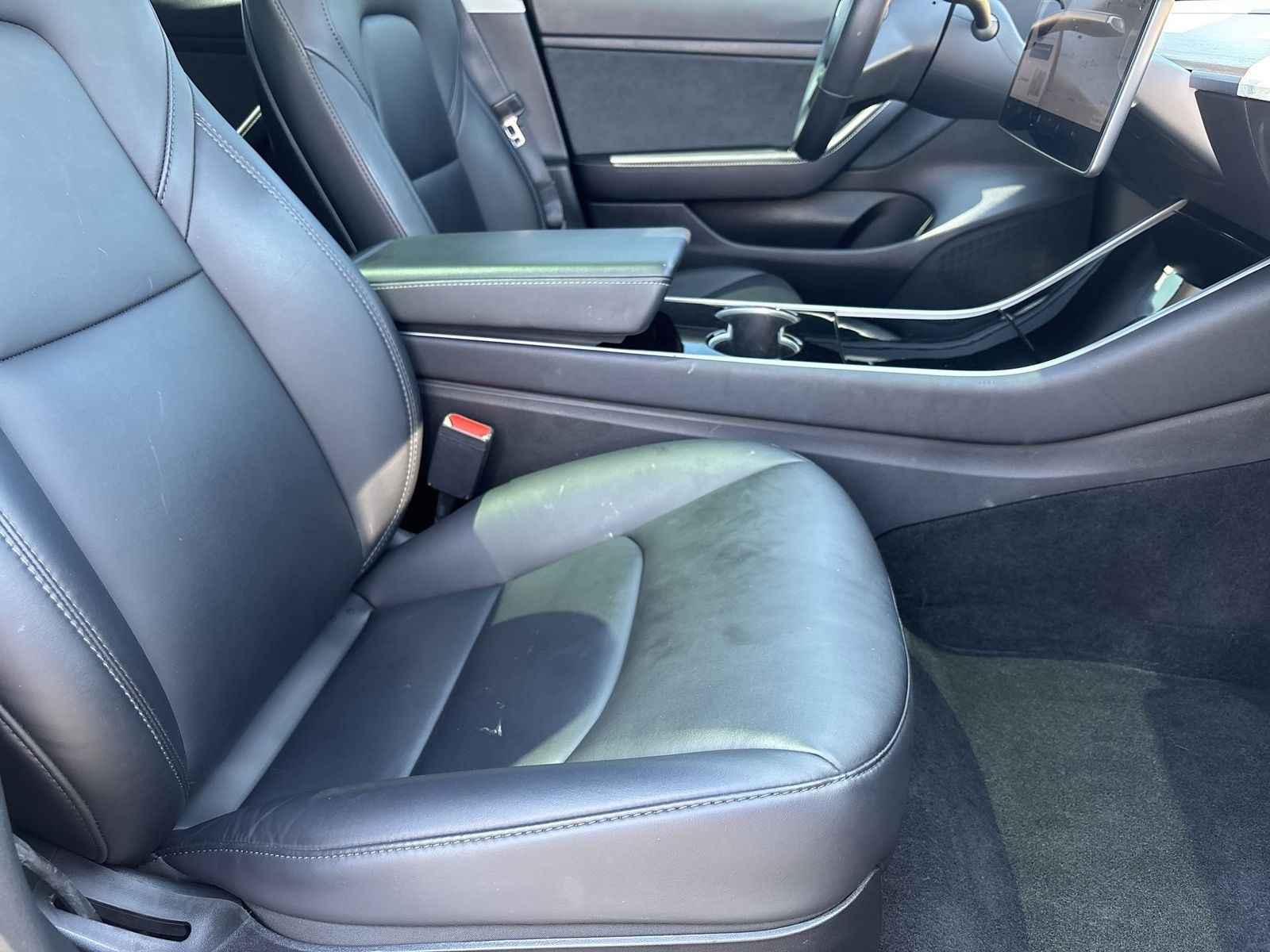 Thumbnail: 2020 Tesla Model 3 - 19
