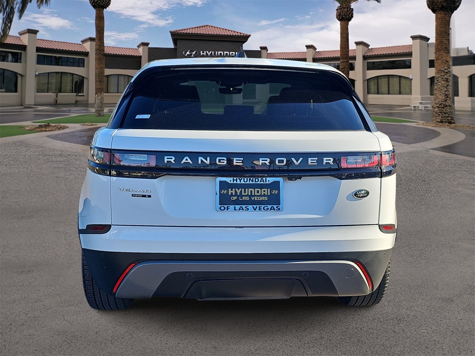 Thumbnail: 2020 Land Rover Range Rover Velar - 7