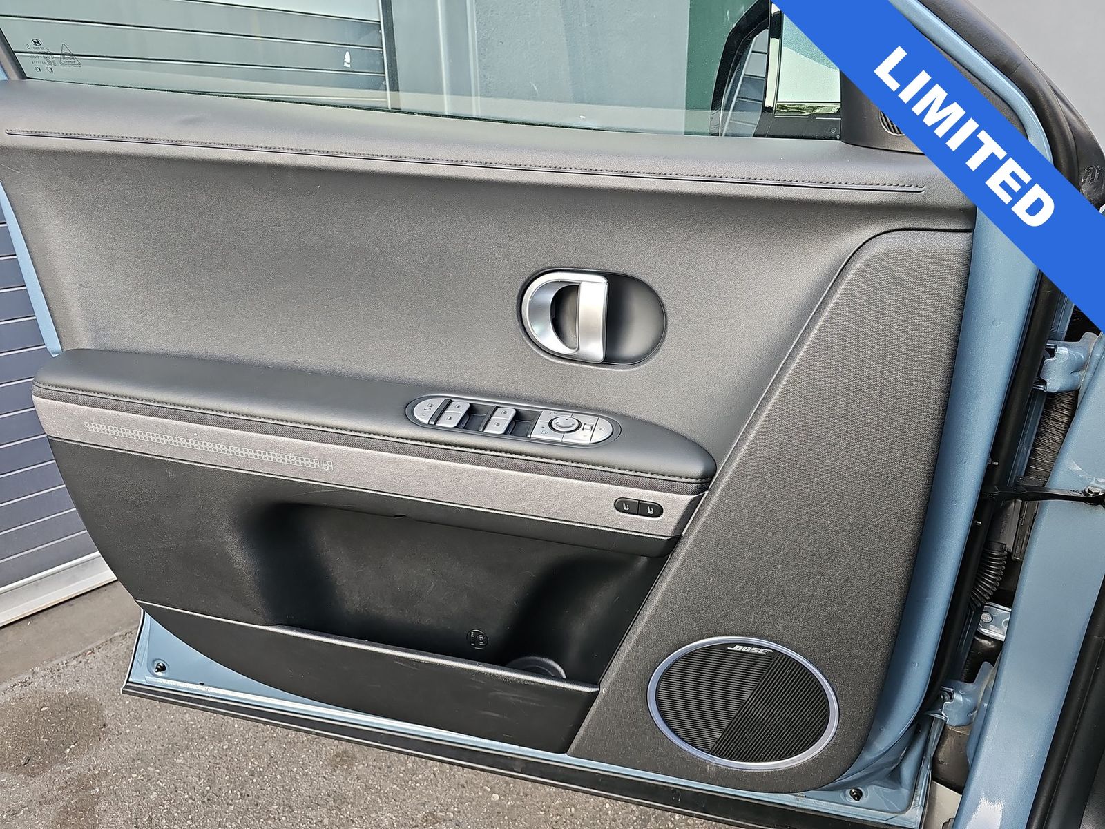 Thumbnail: 2024 Hyundai Ioniq 5 - 28