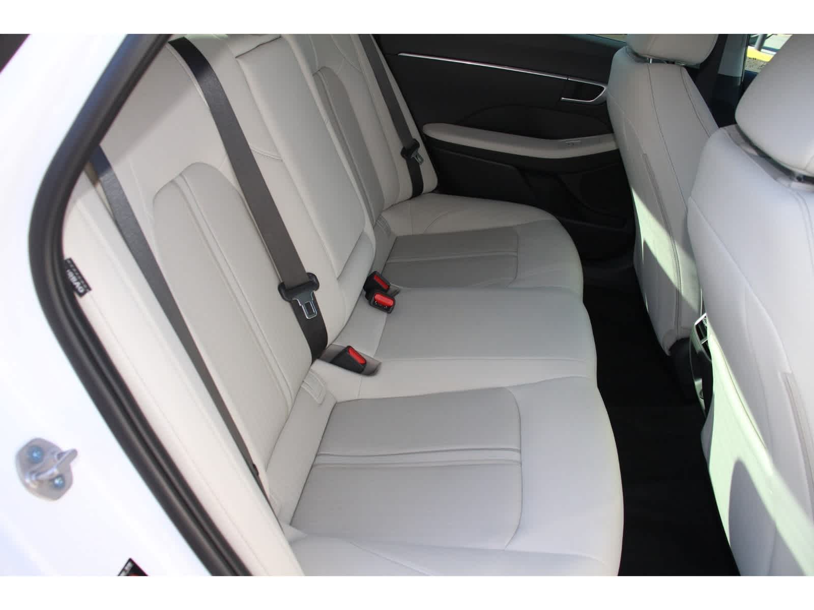 Thumbnail: 2023 Hyundai Sonata - 13