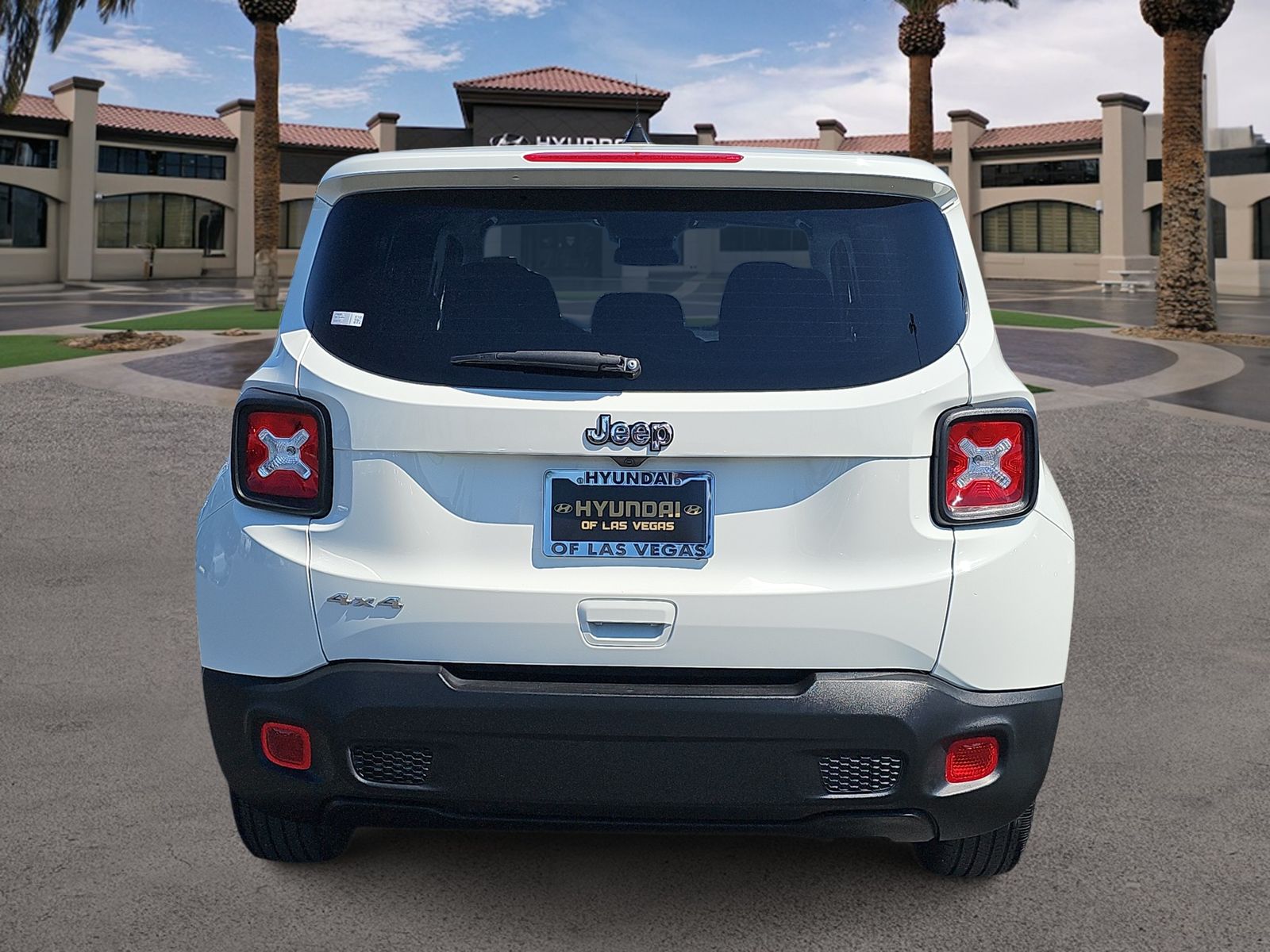 Thumbnail: 2023 Jeep Renegade - 7