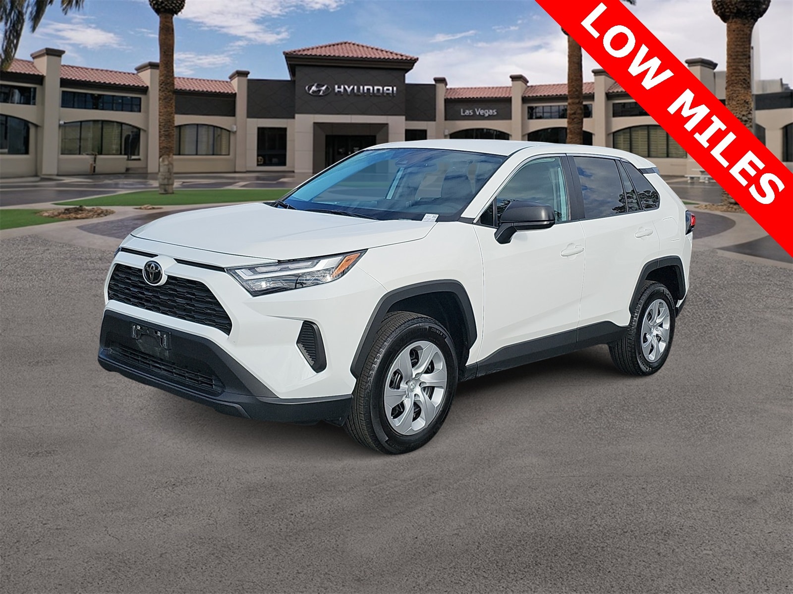 Thumbnail: 2024 Toyota RAV4 - 4