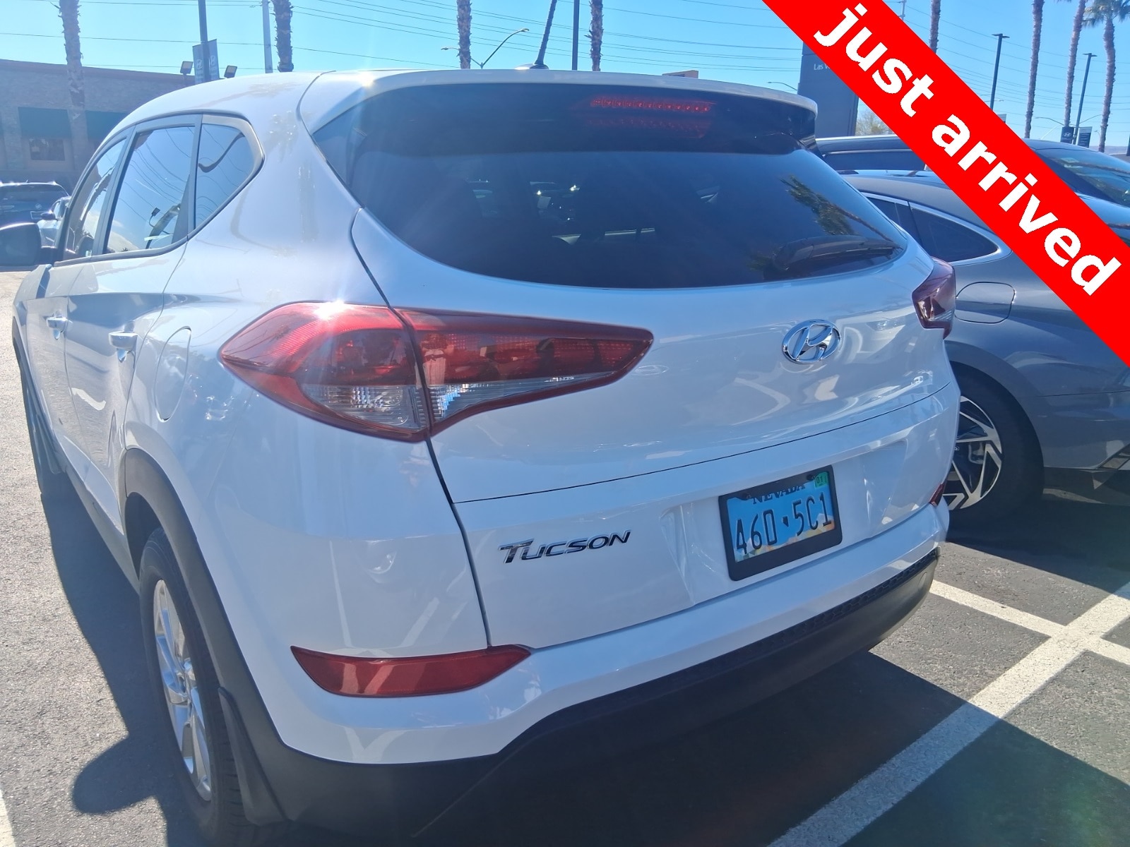 Thumbnail: 2016 Hyundai Tucson - 3