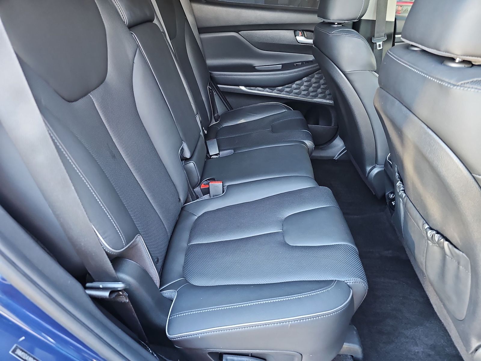 Thumbnail: 2023 Hyundai Santa Fe - 17