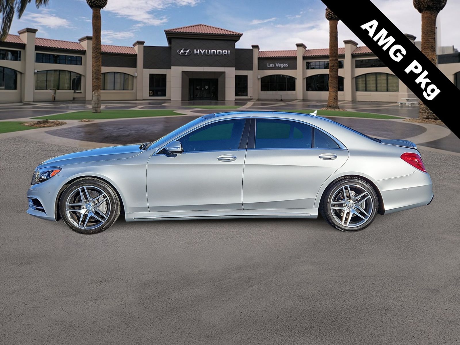 Thumbnail: 2015 Mercedes-Benz S-Class - 5