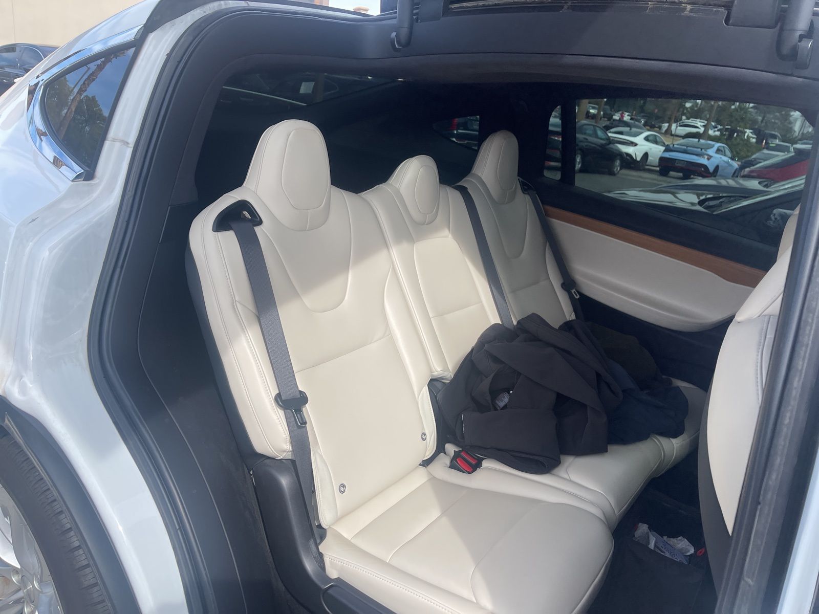 Thumbnail: 2020 Tesla Model X - 7