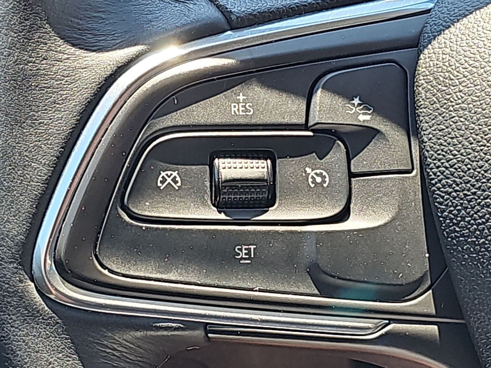 Thumbnail: 2021 Buick Encore GX - 28