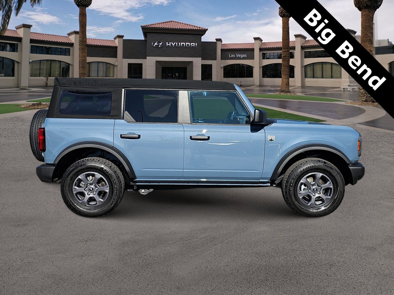 Thumbnail: 2024 Ford Bronco - 8