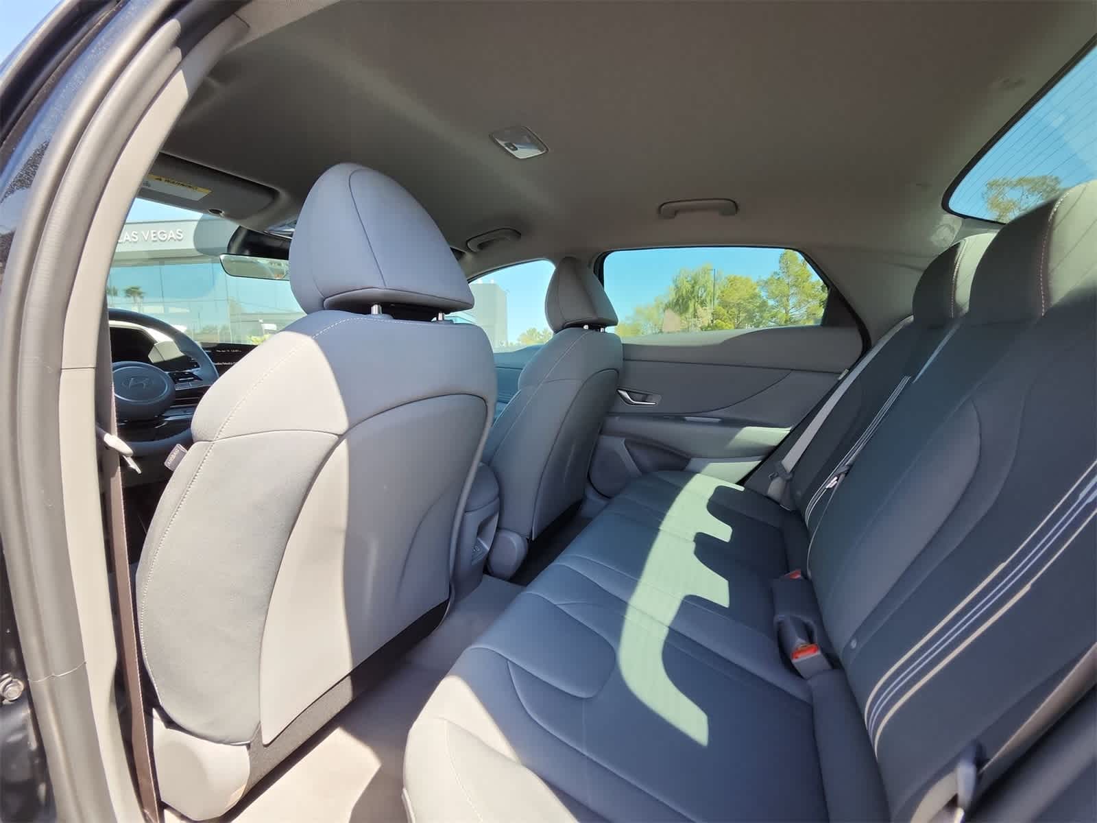 Thumbnail: 2025 Hyundai Elantra - 16