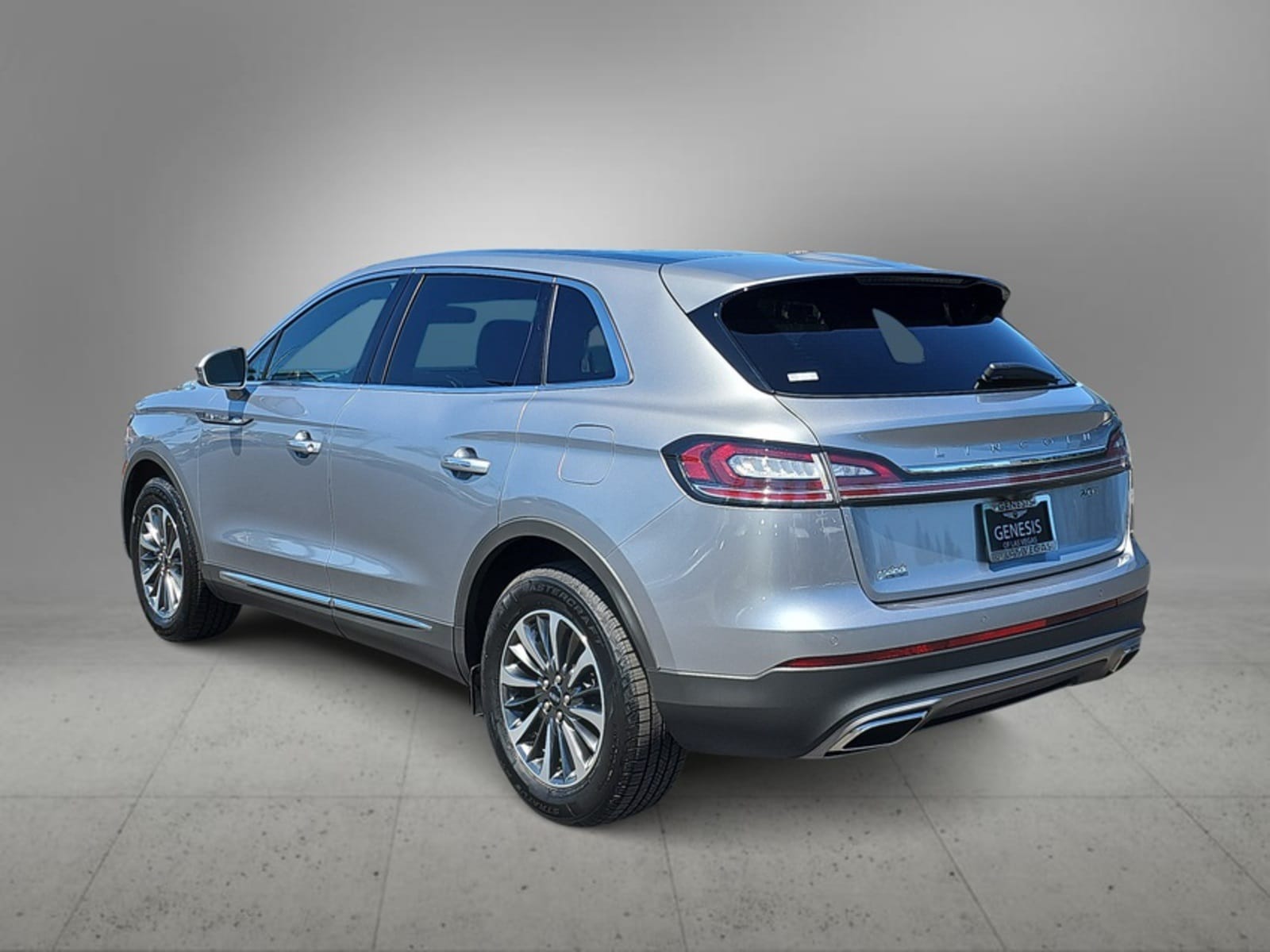 Thumbnail: 2020 Lincoln Nautilus - 7