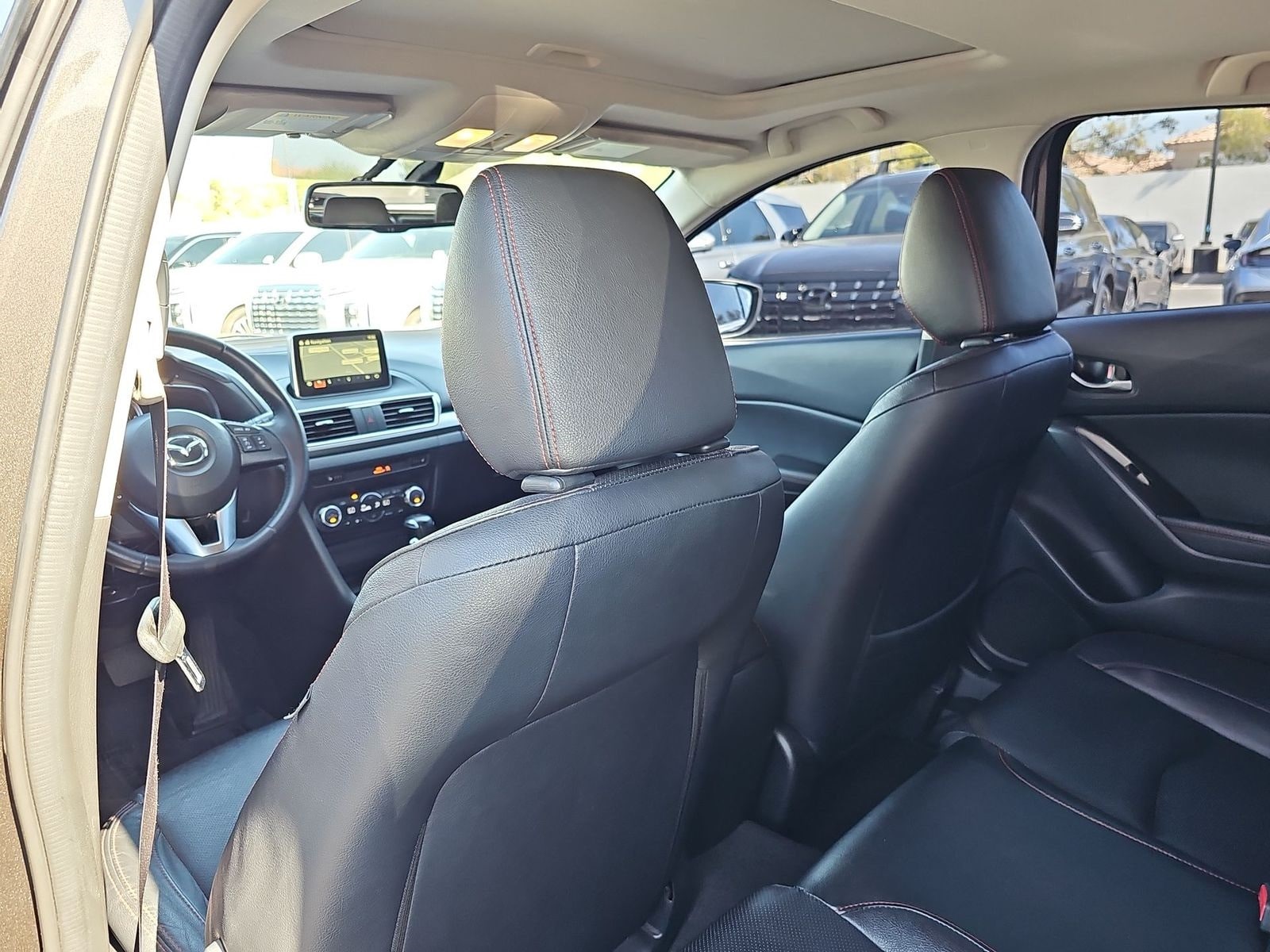 Thumbnail: 2014 Mazda Mazda3 - 17