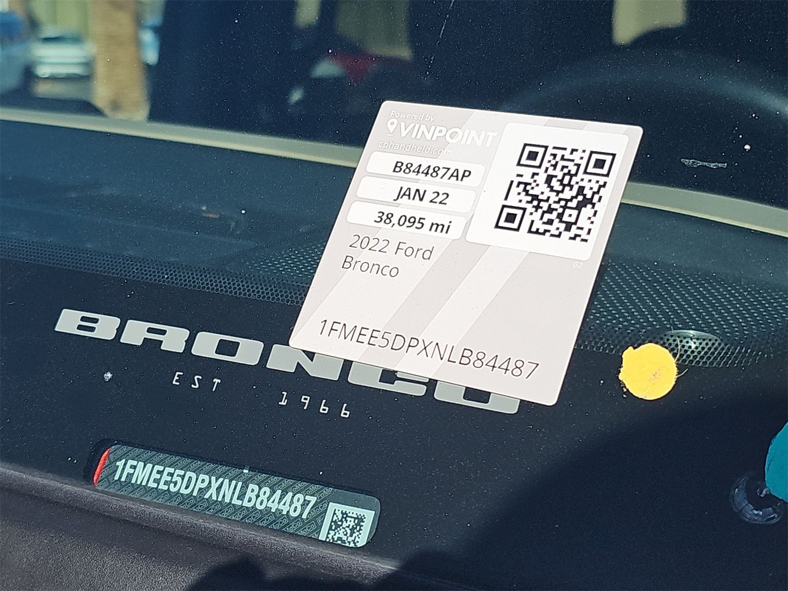 Thumbnail: 2022 Ford Bronco - 25