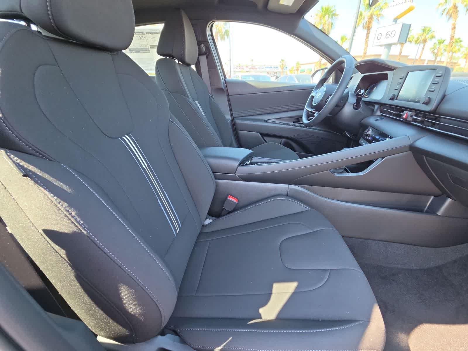 Thumbnail: 2026 Hyundai Elantra - 18