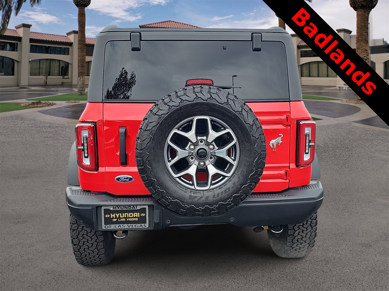 Thumbnail: 2023 Ford Bronco - 7