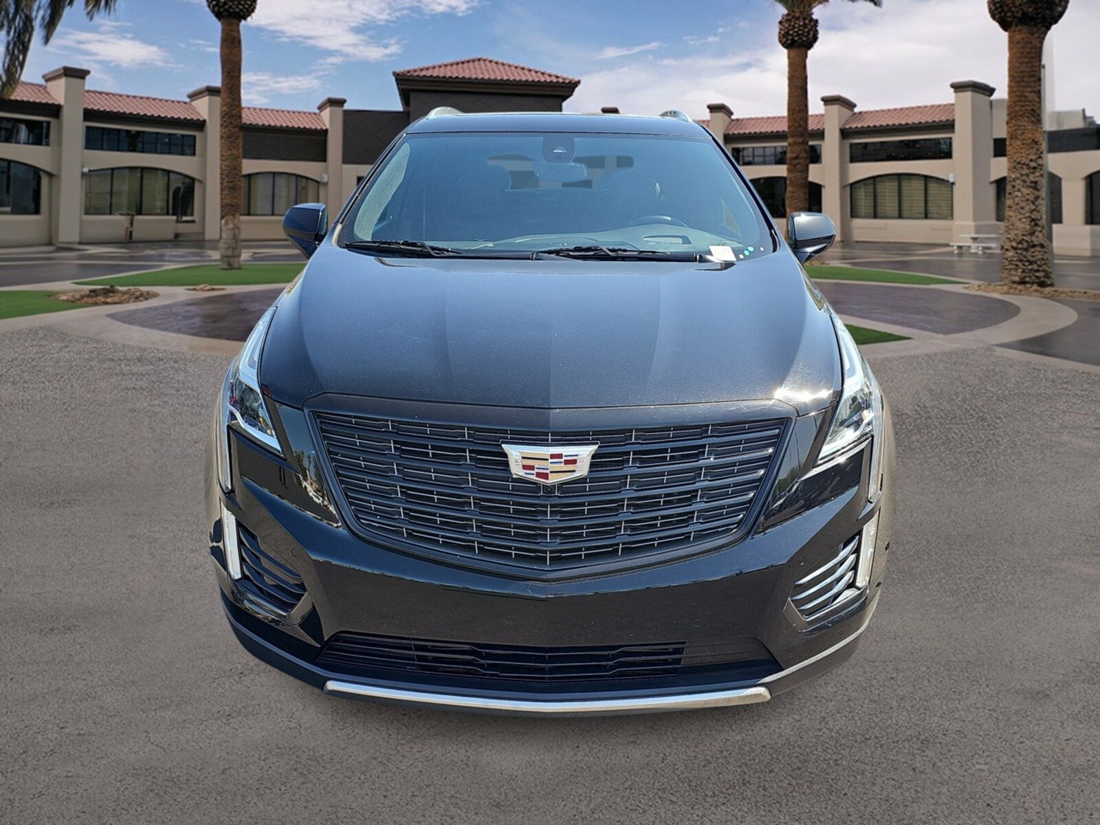Thumbnail: 2017 Cadillac XT5 - 4