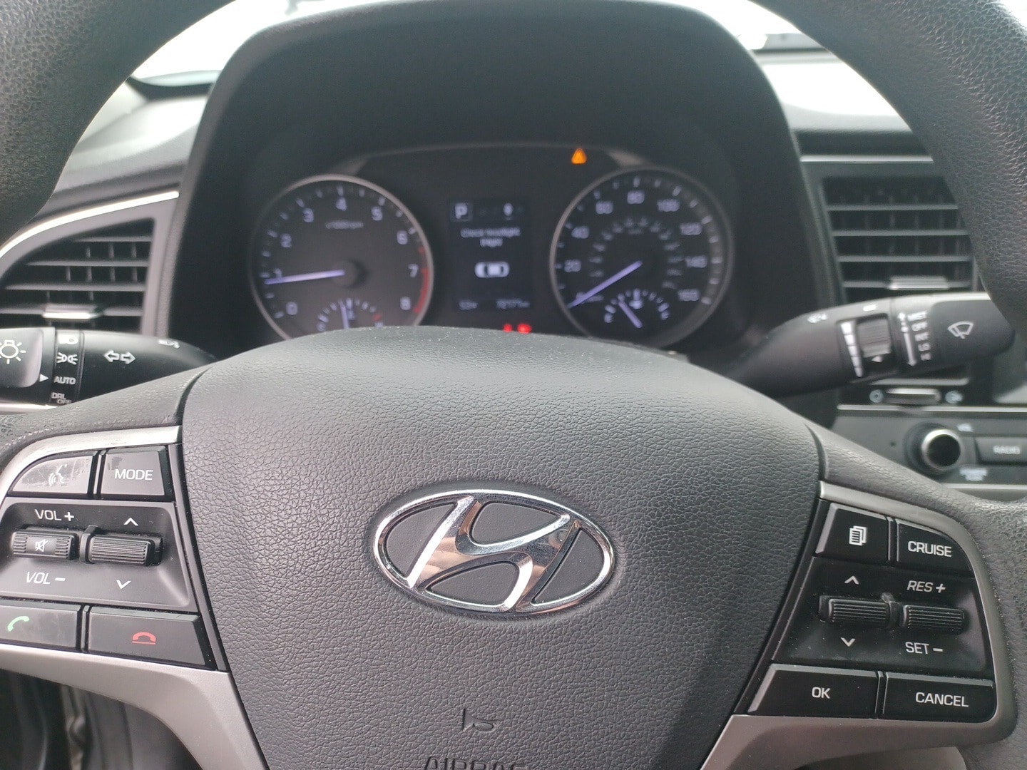 Thumbnail: 2018 Hyundai Elantra - 5