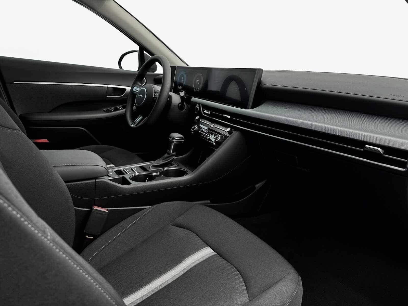 Thumbnail: 2025 Hyundai Sonata - 15