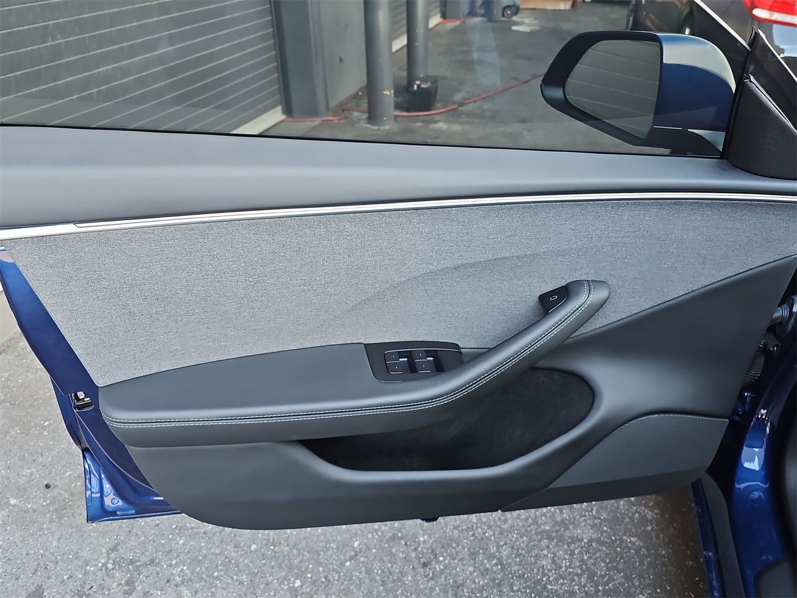 Thumbnail: 2024 Tesla Model 3 - 28