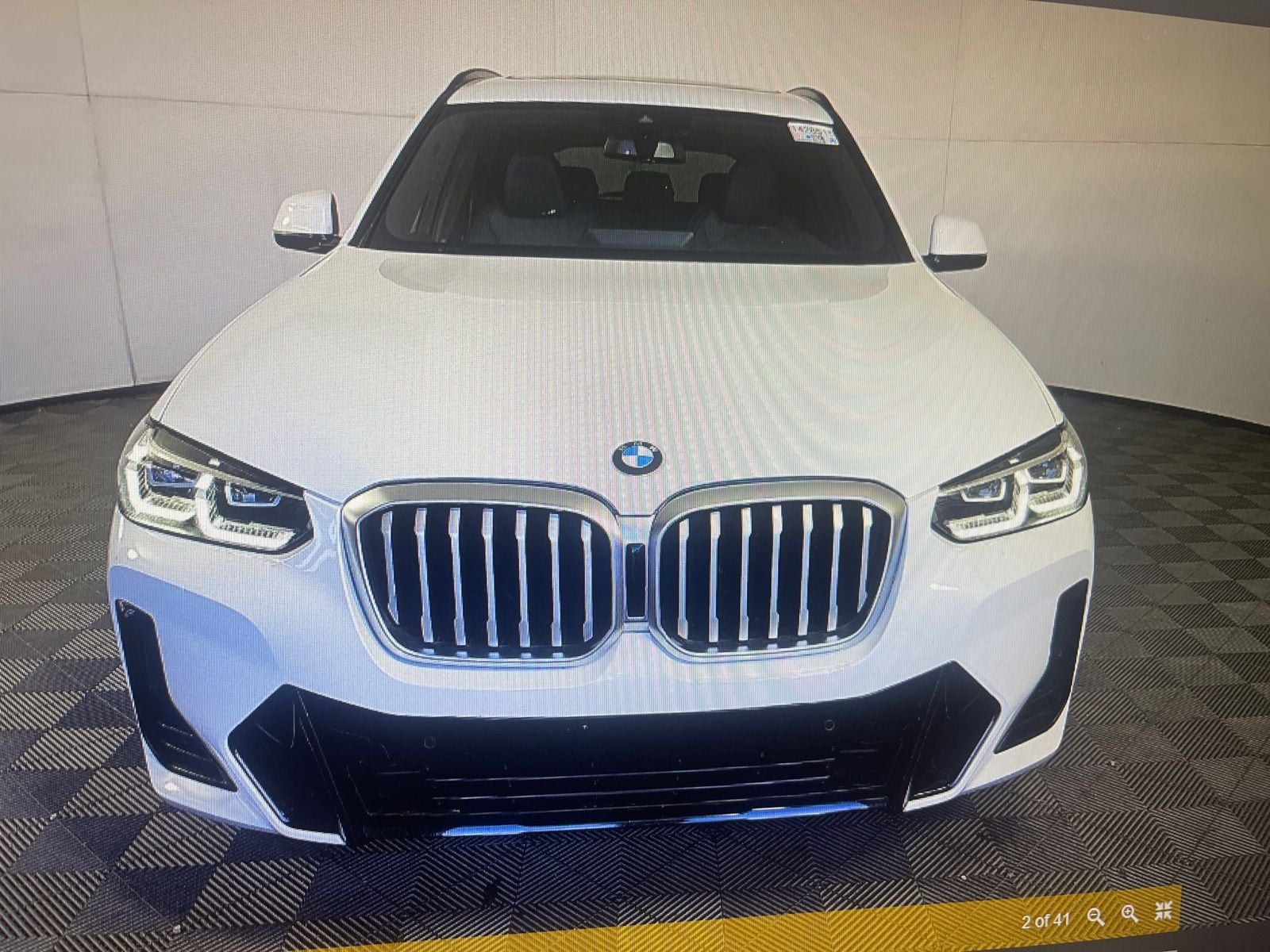 2023 BMW X3 sDrive30i's photo